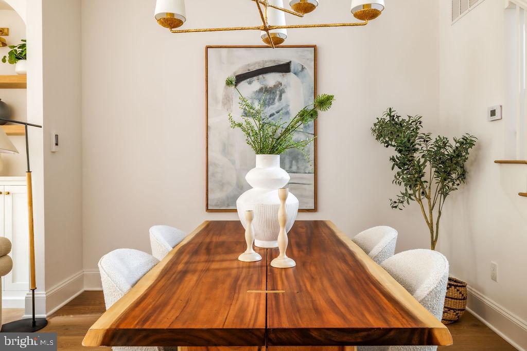 Real estate listing preview #12