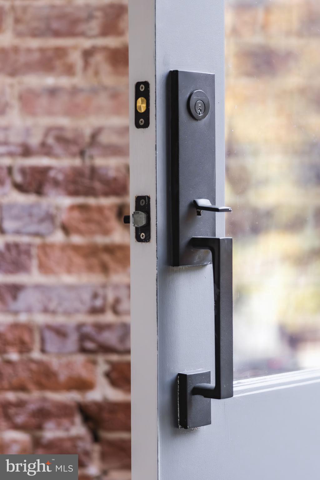 Real estate listing preview #5