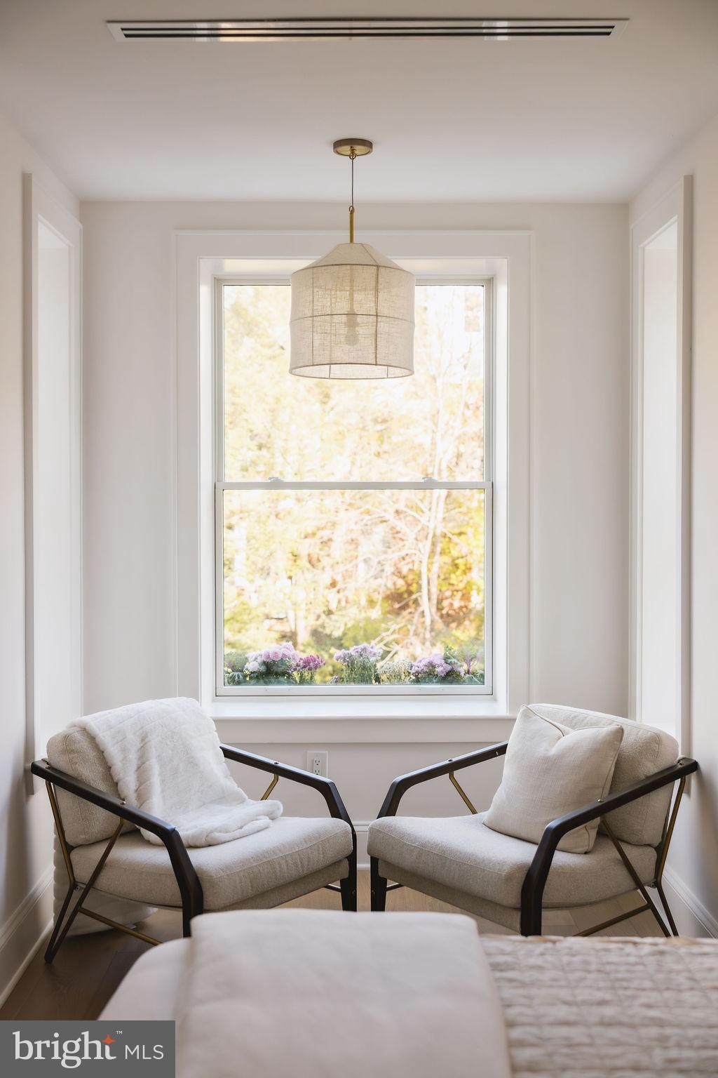 Real estate listing preview #36