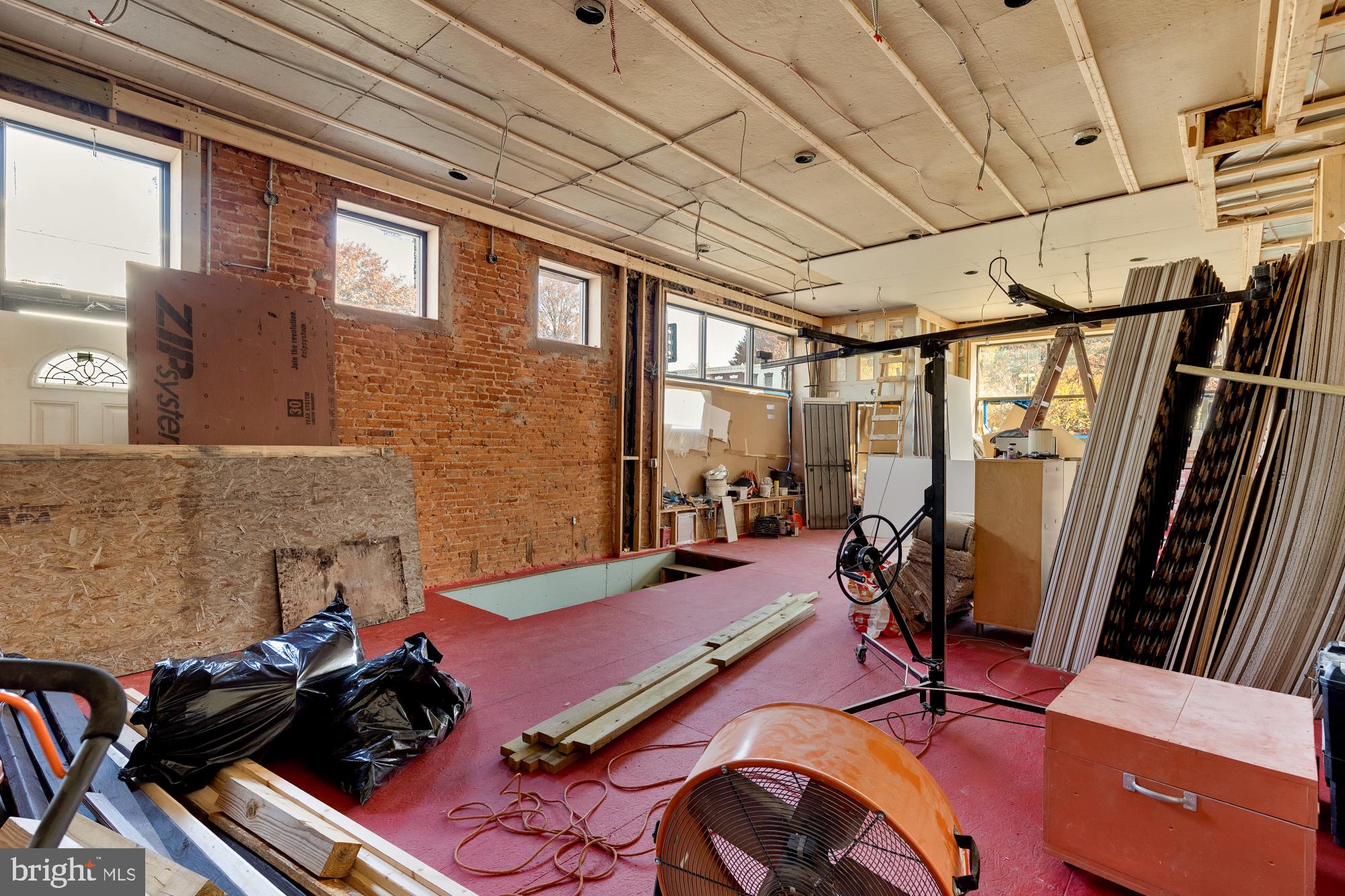 Real estate listing preview #14