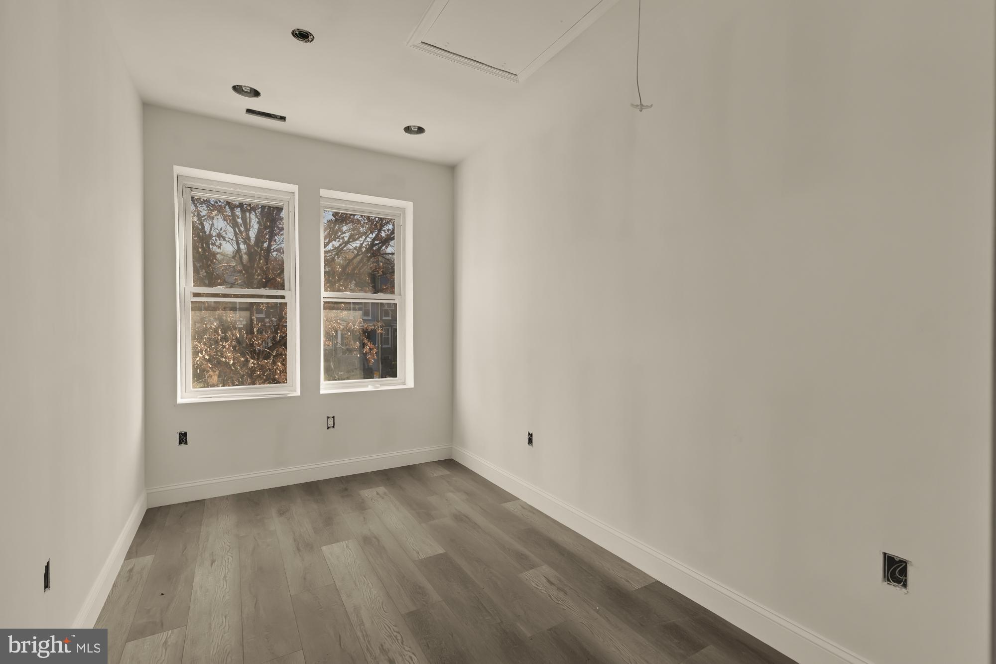 Real estate listing preview #27