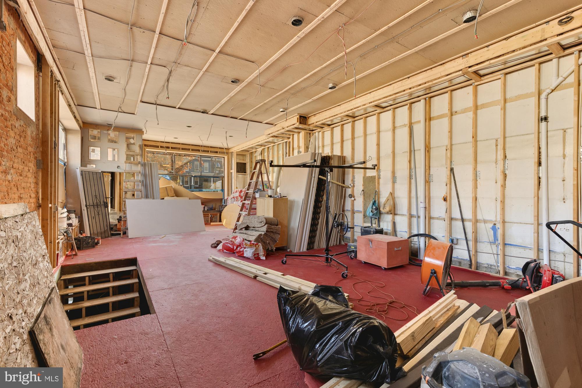 Real estate listing preview #12