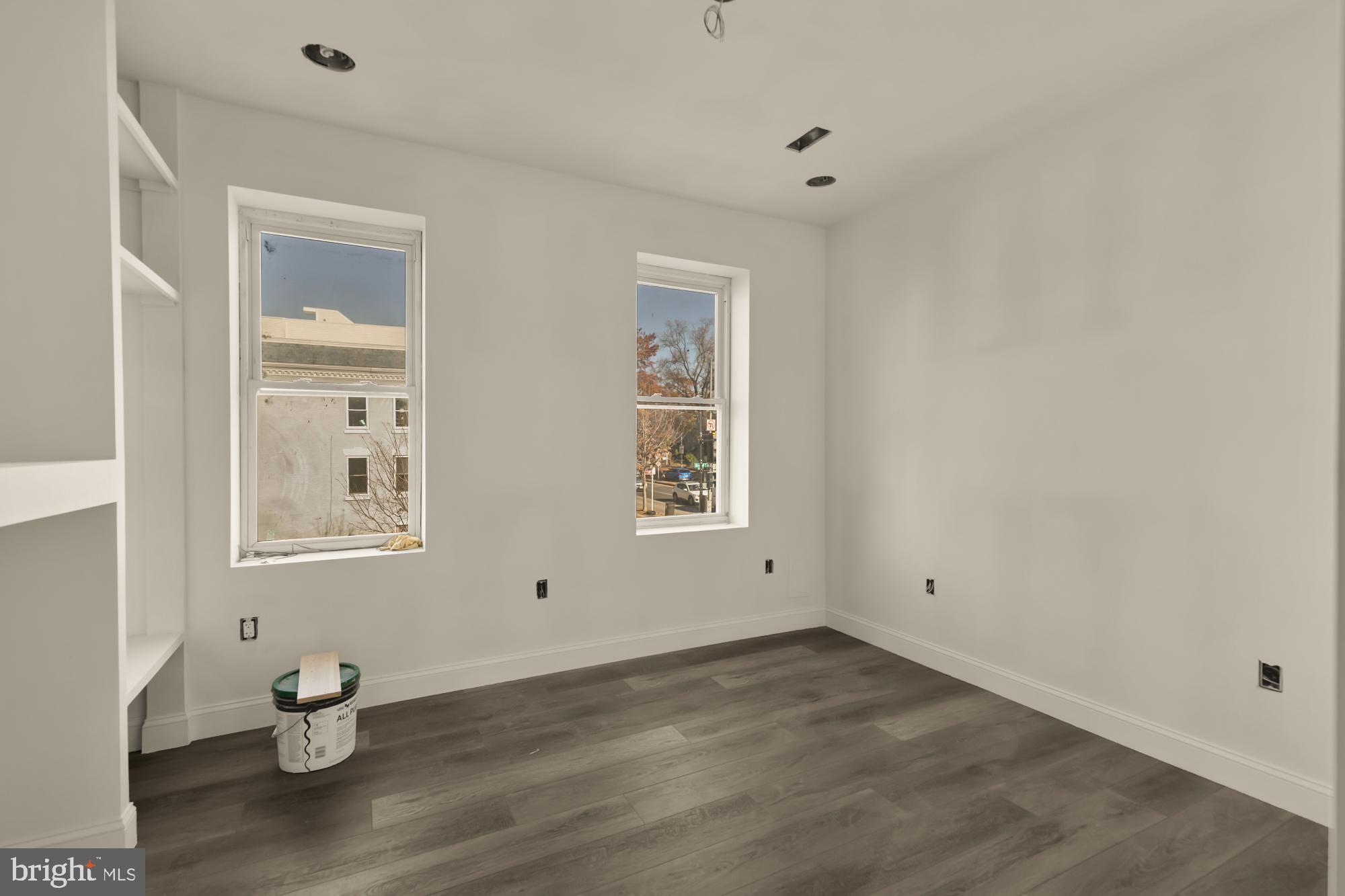 Real estate listing preview #23