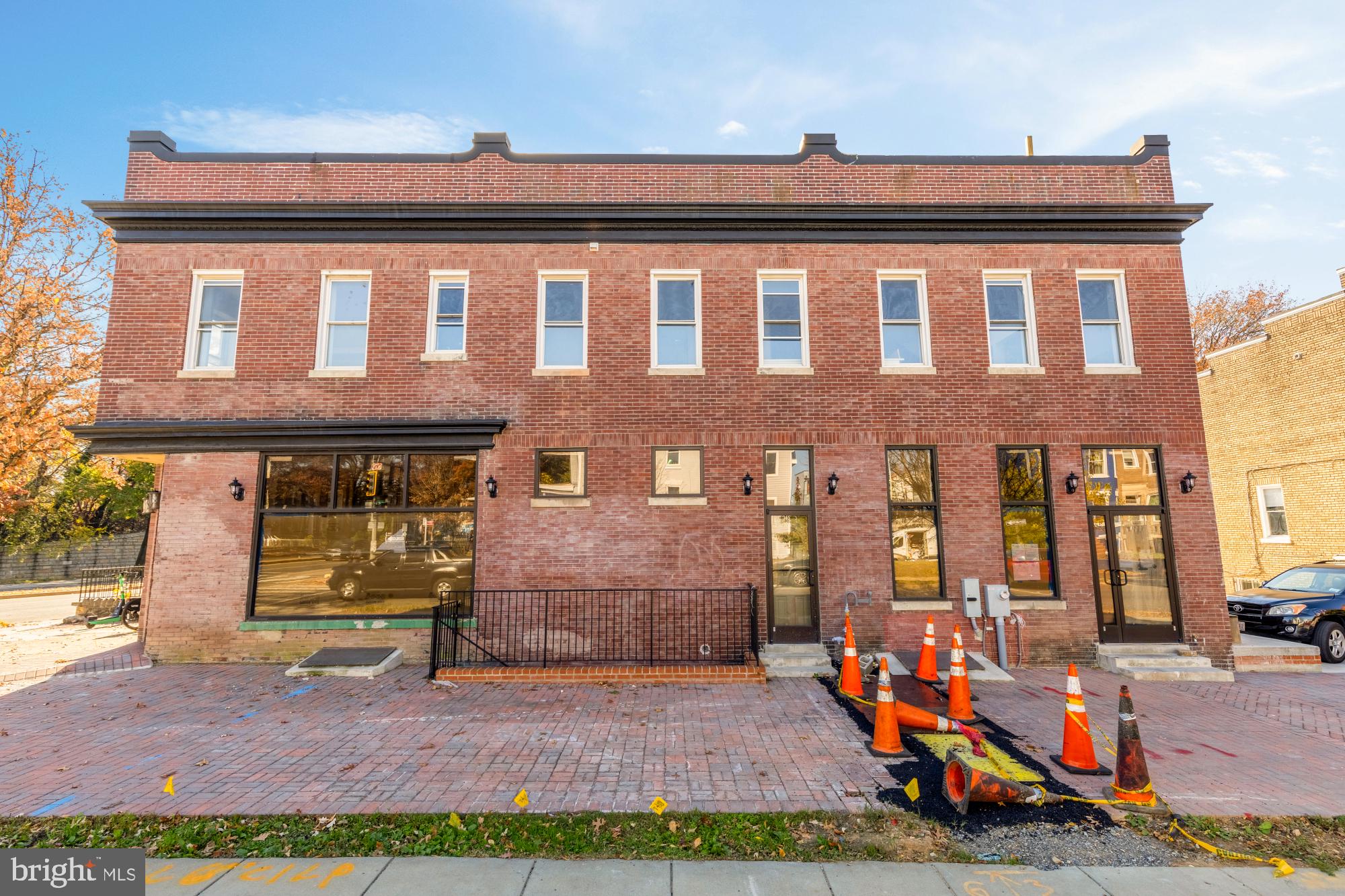 Real estate listing preview #7