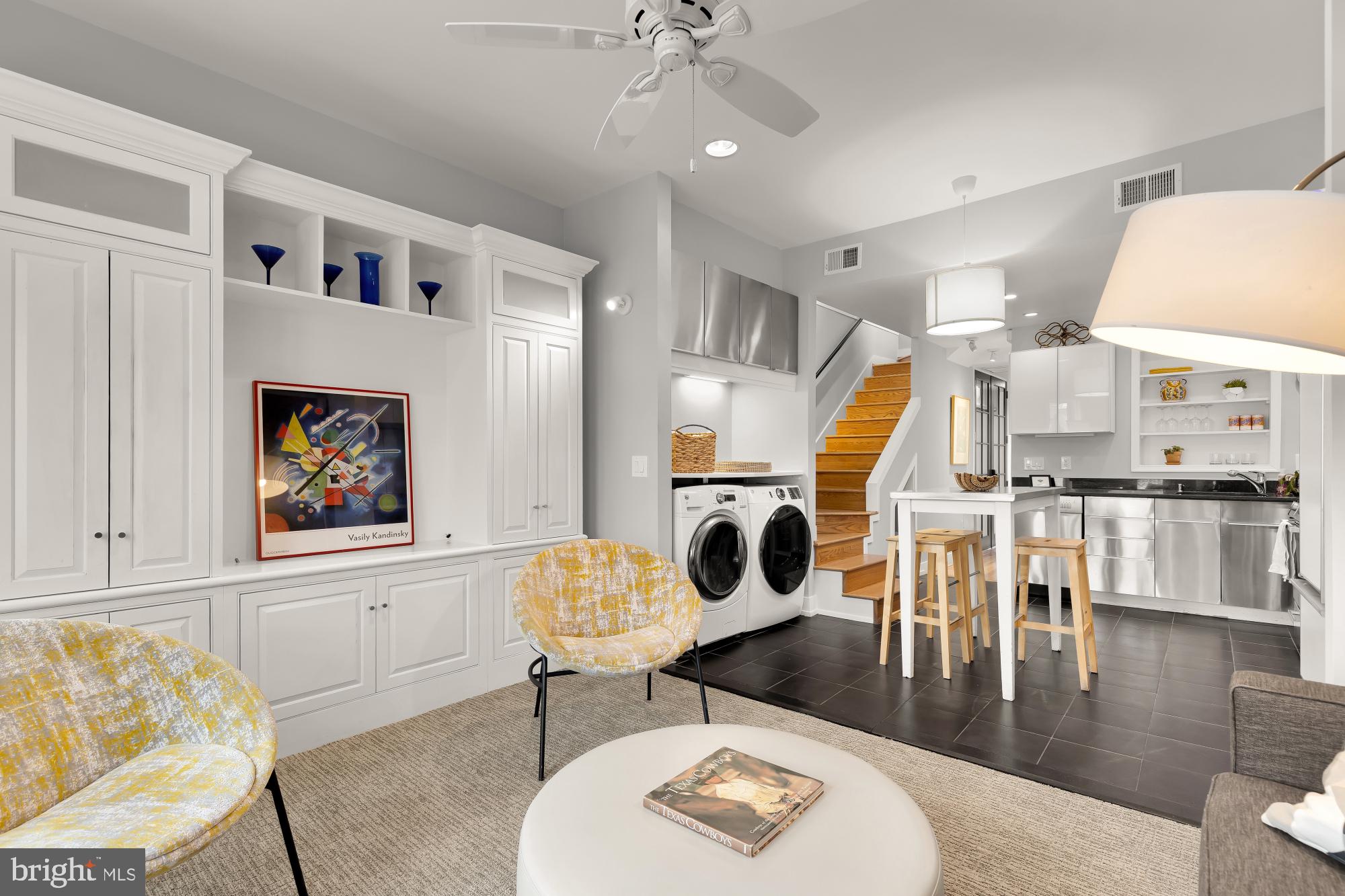 Real estate listing preview #24