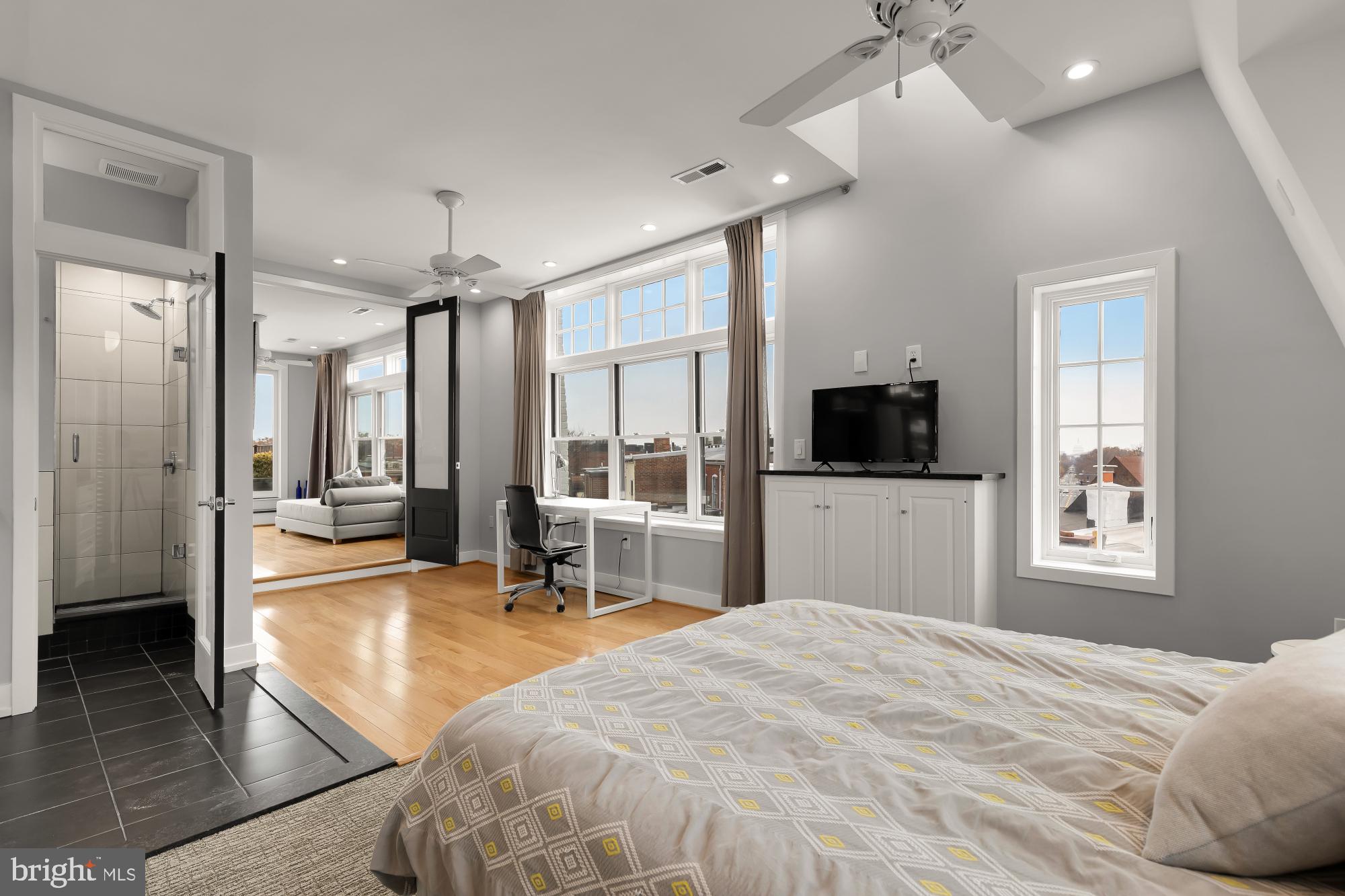 Real estate listing preview #37