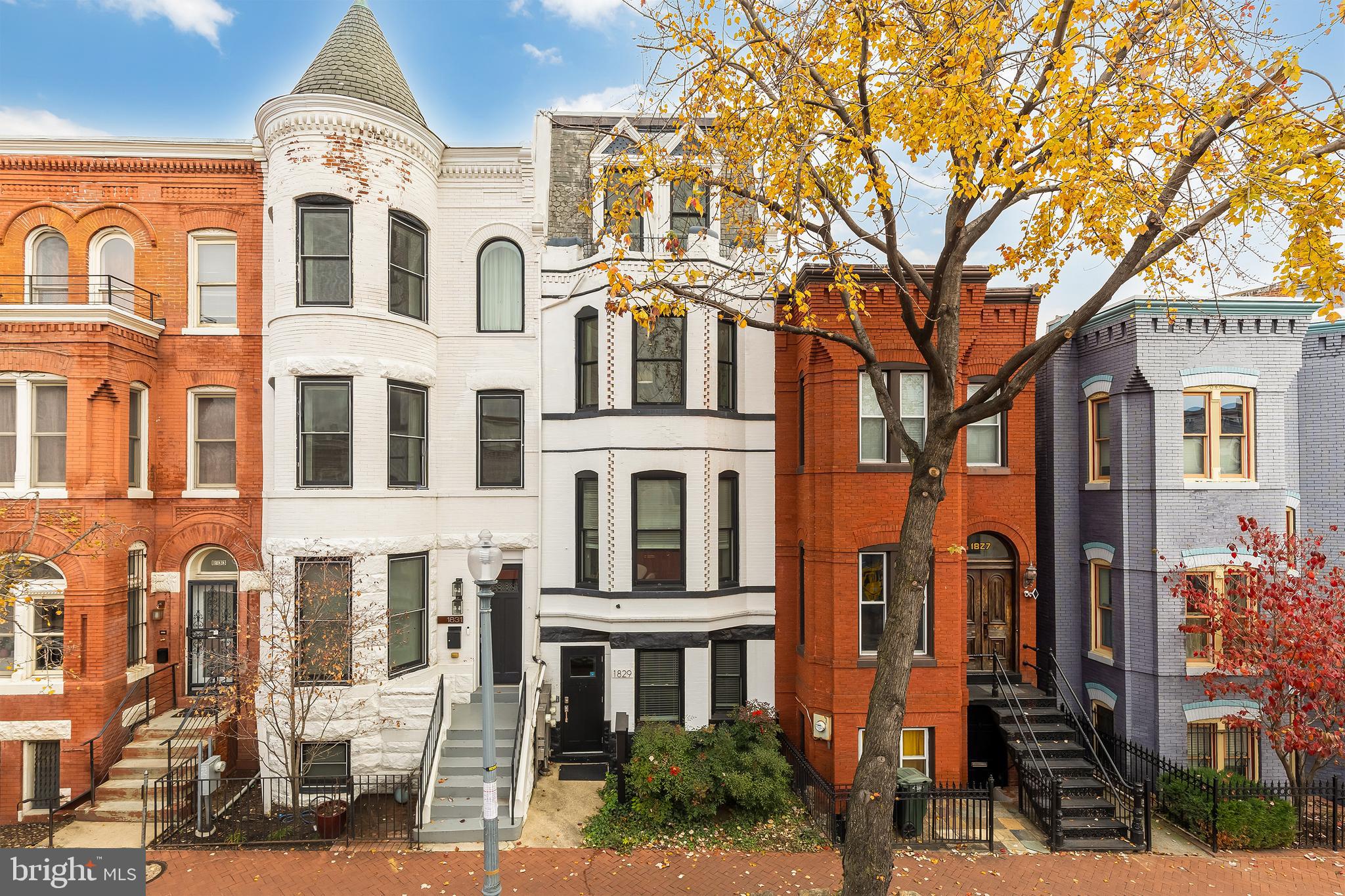 Real estate listing preview #1