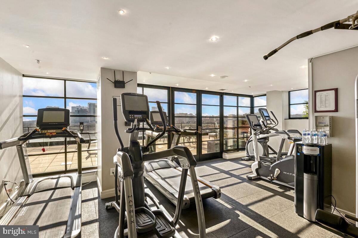 Real estate listing preview #22