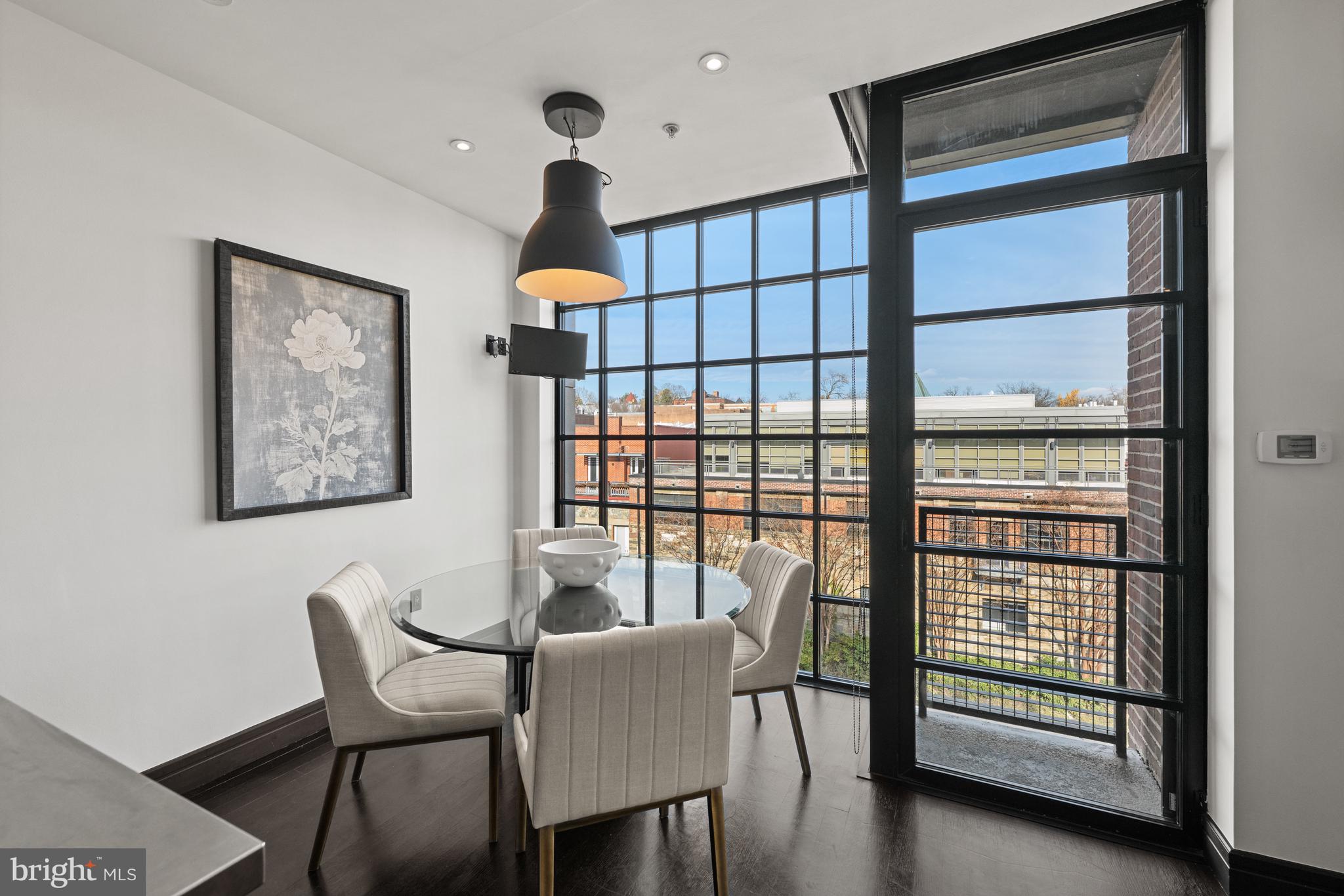 Real estate listing preview #10