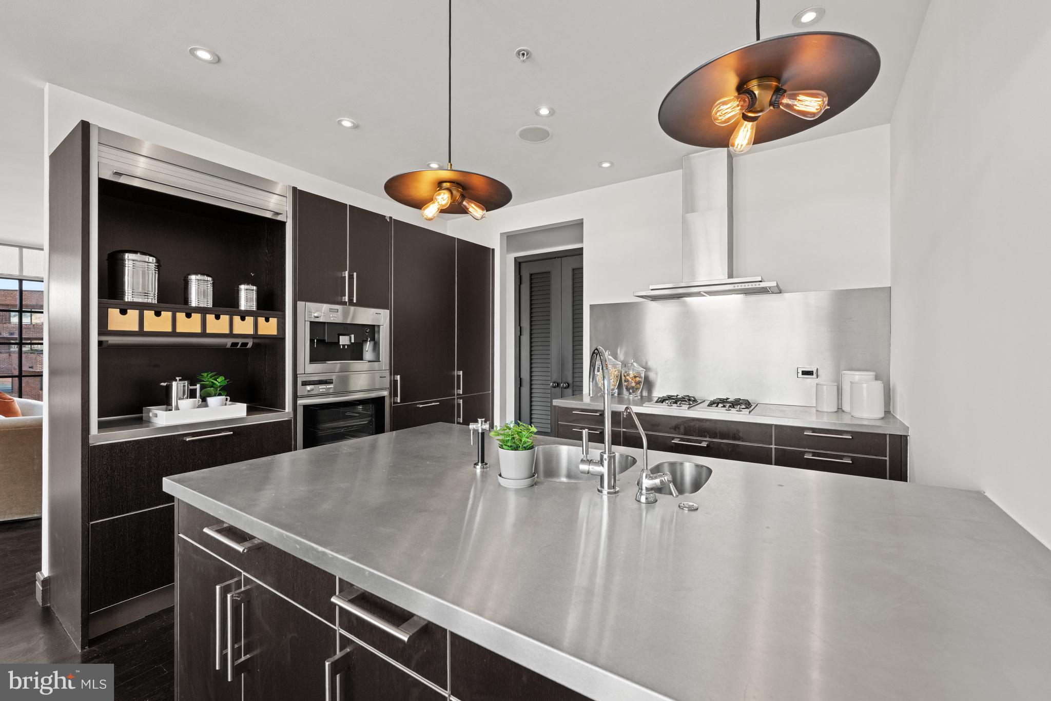 Real estate listing preview #9