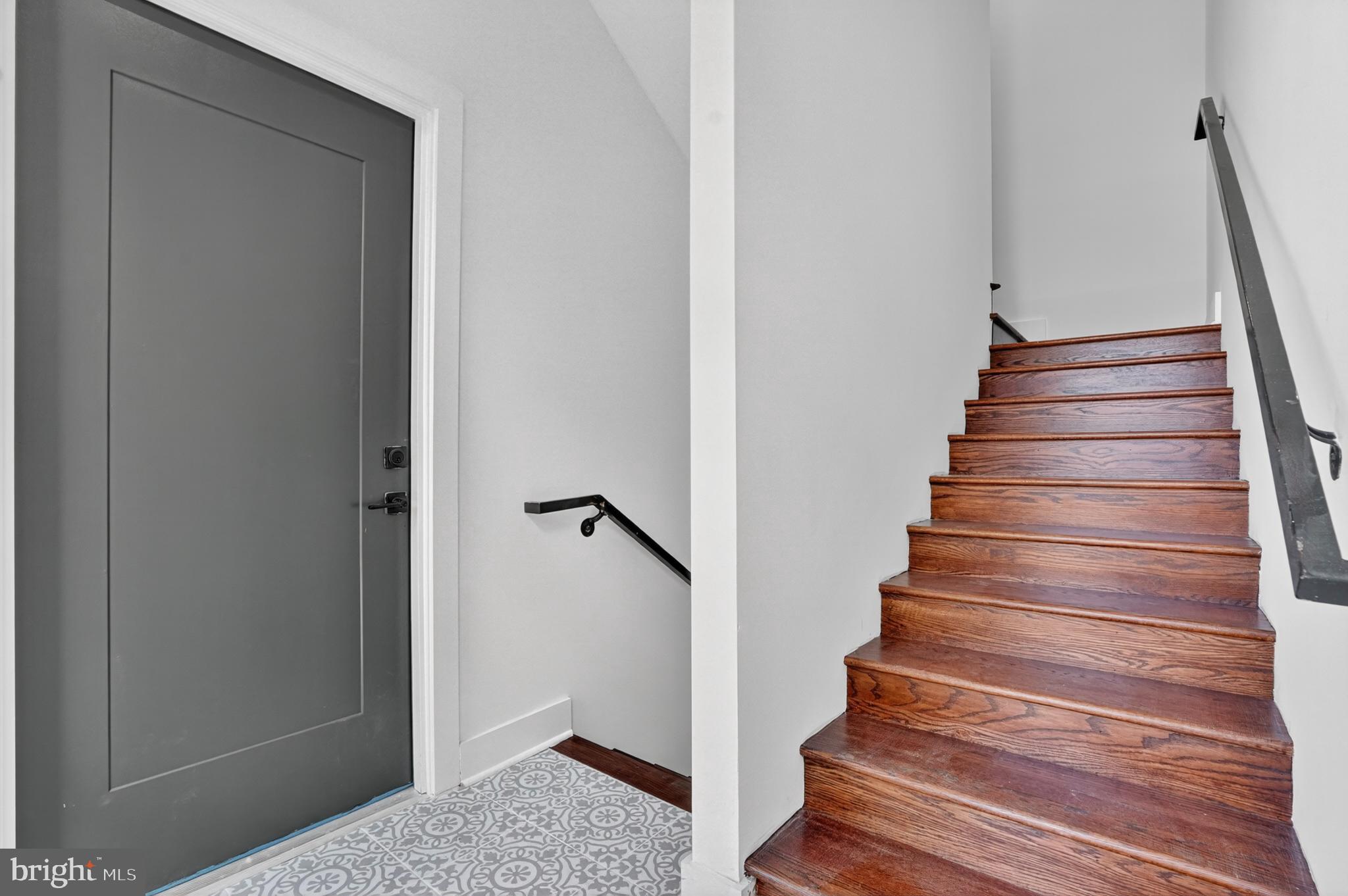 Real estate listing preview #12