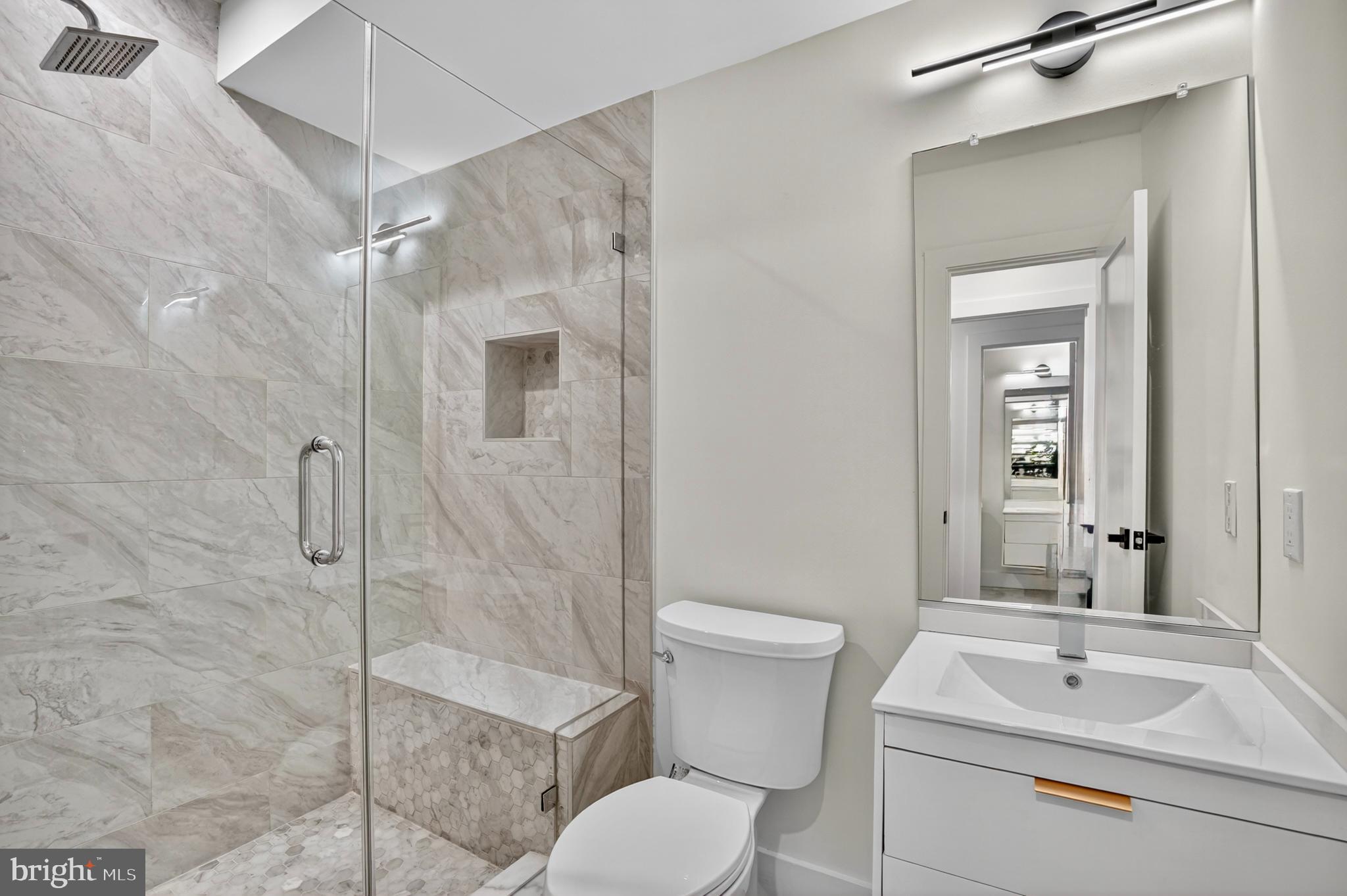 Real estate listing preview #16