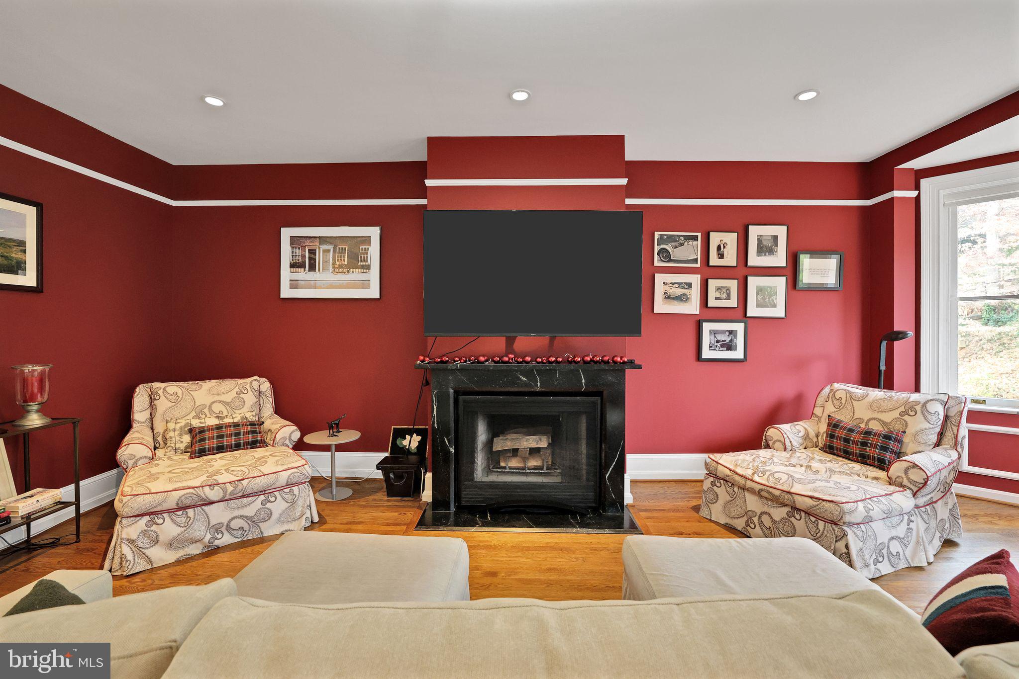 Real estate listing preview #11