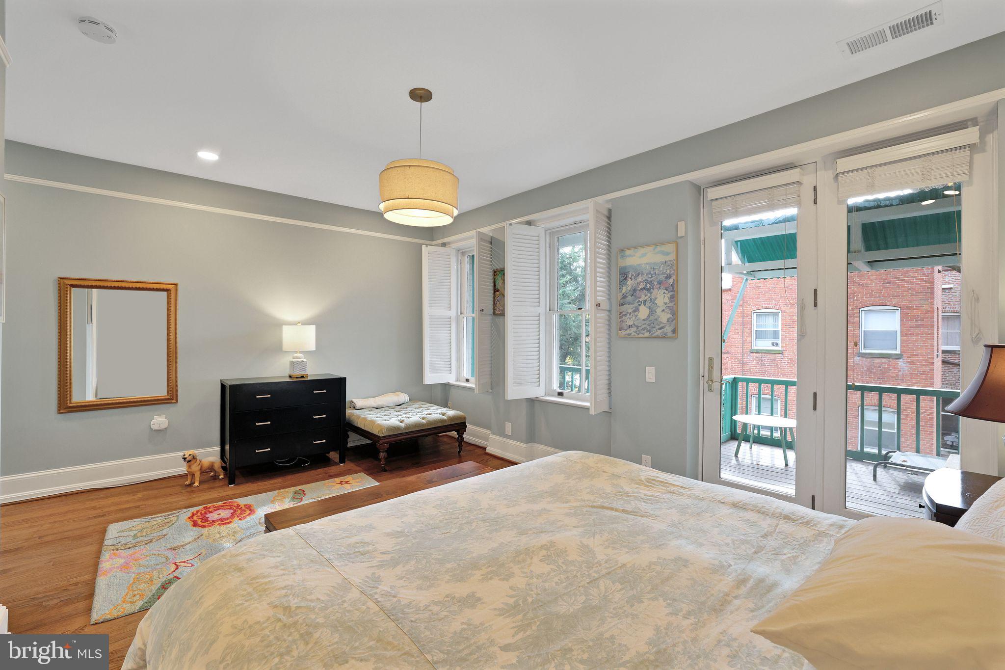 Real estate listing preview #13