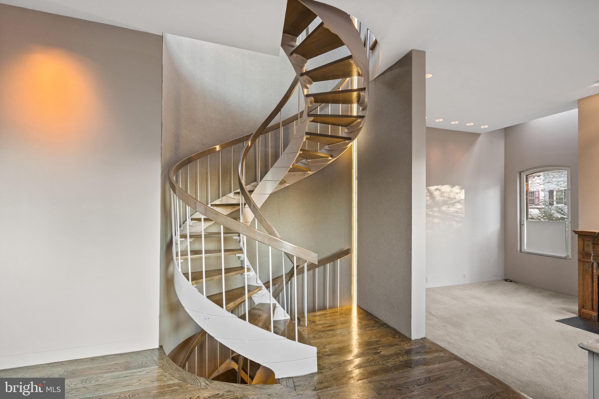 Real estate listing preview #24