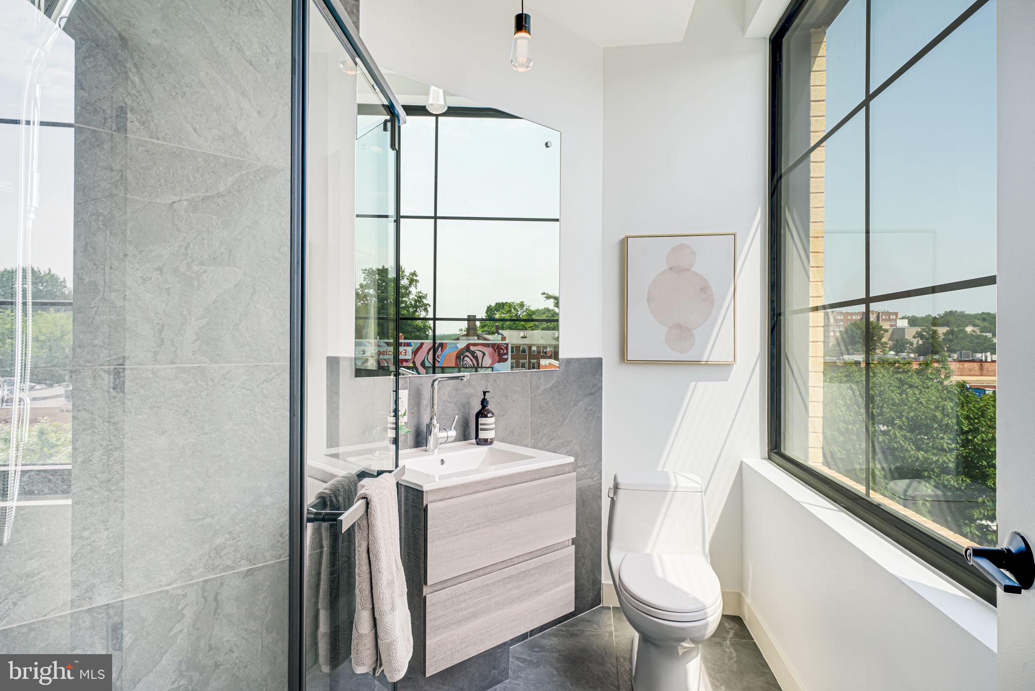 Real estate listing preview #13