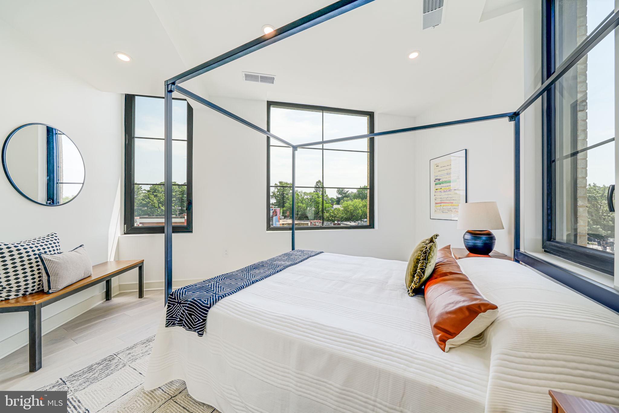 Real estate listing preview #17