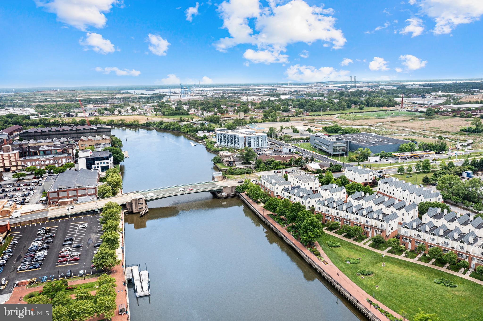 Real estate listing preview #13