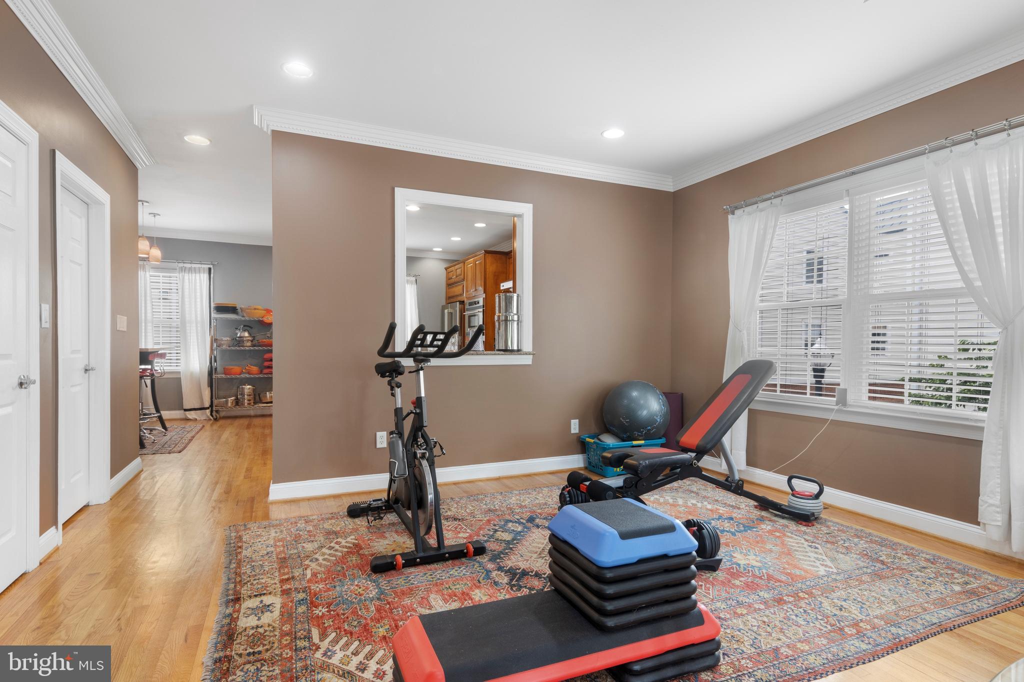 Real estate listing preview #25