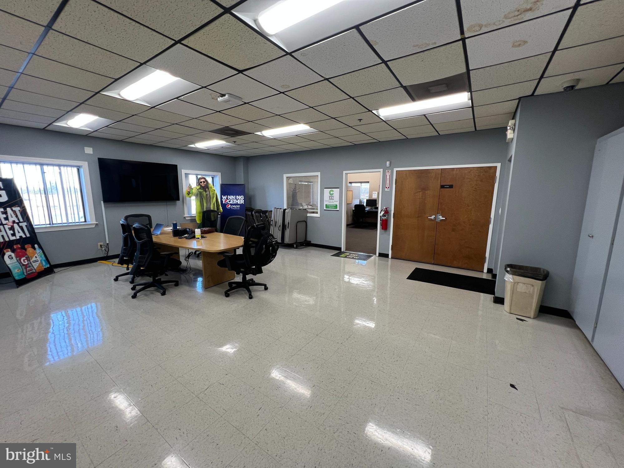 Real estate listing preview #18