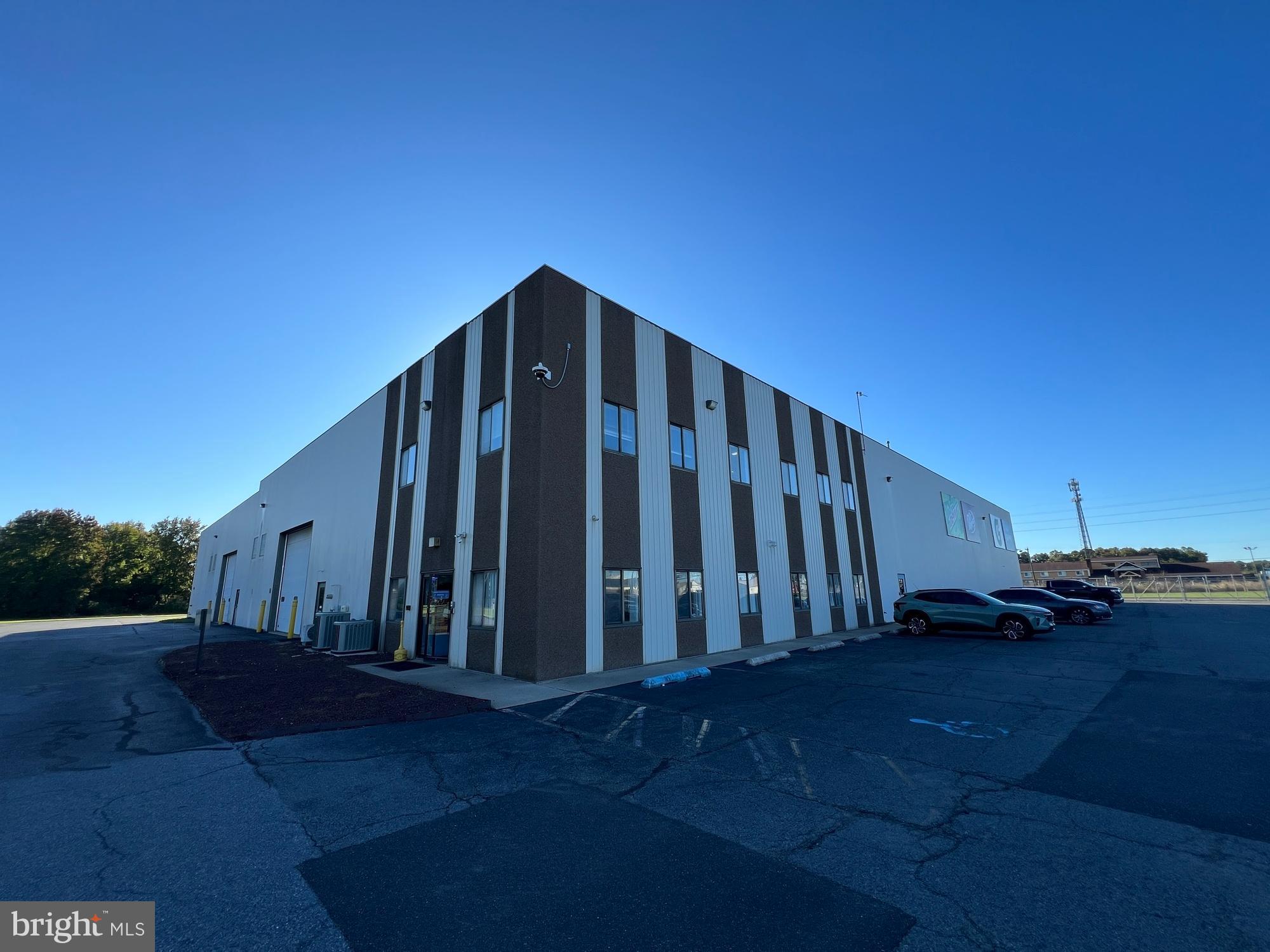 Real estate listing preview #11