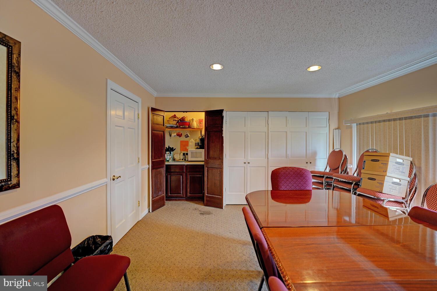 Real estate listing preview #10