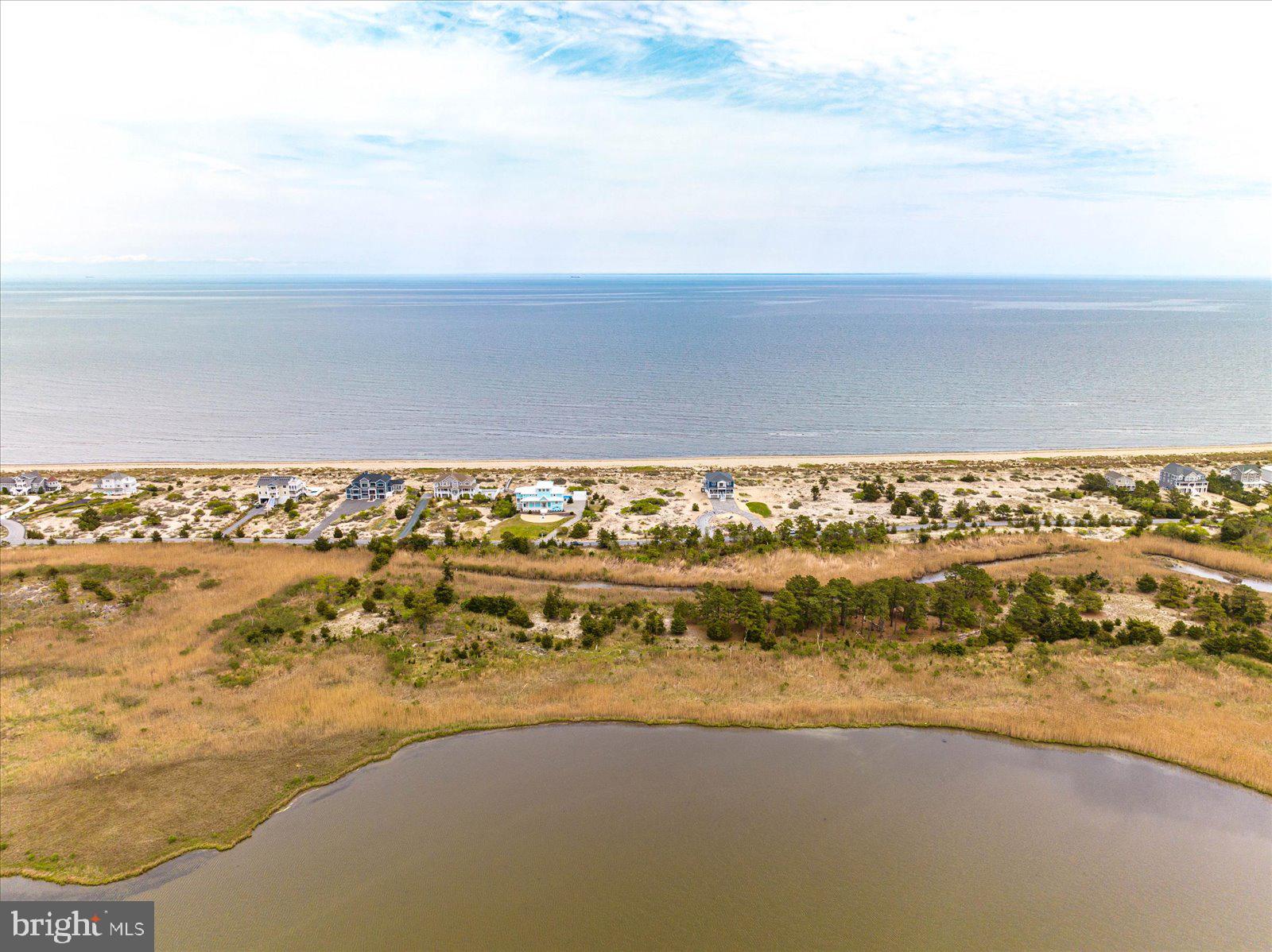 Real estate listing preview #16