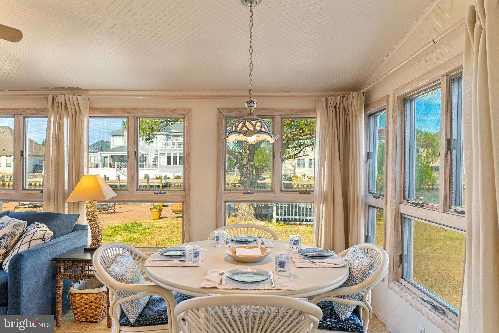 Real estate listing preview #18