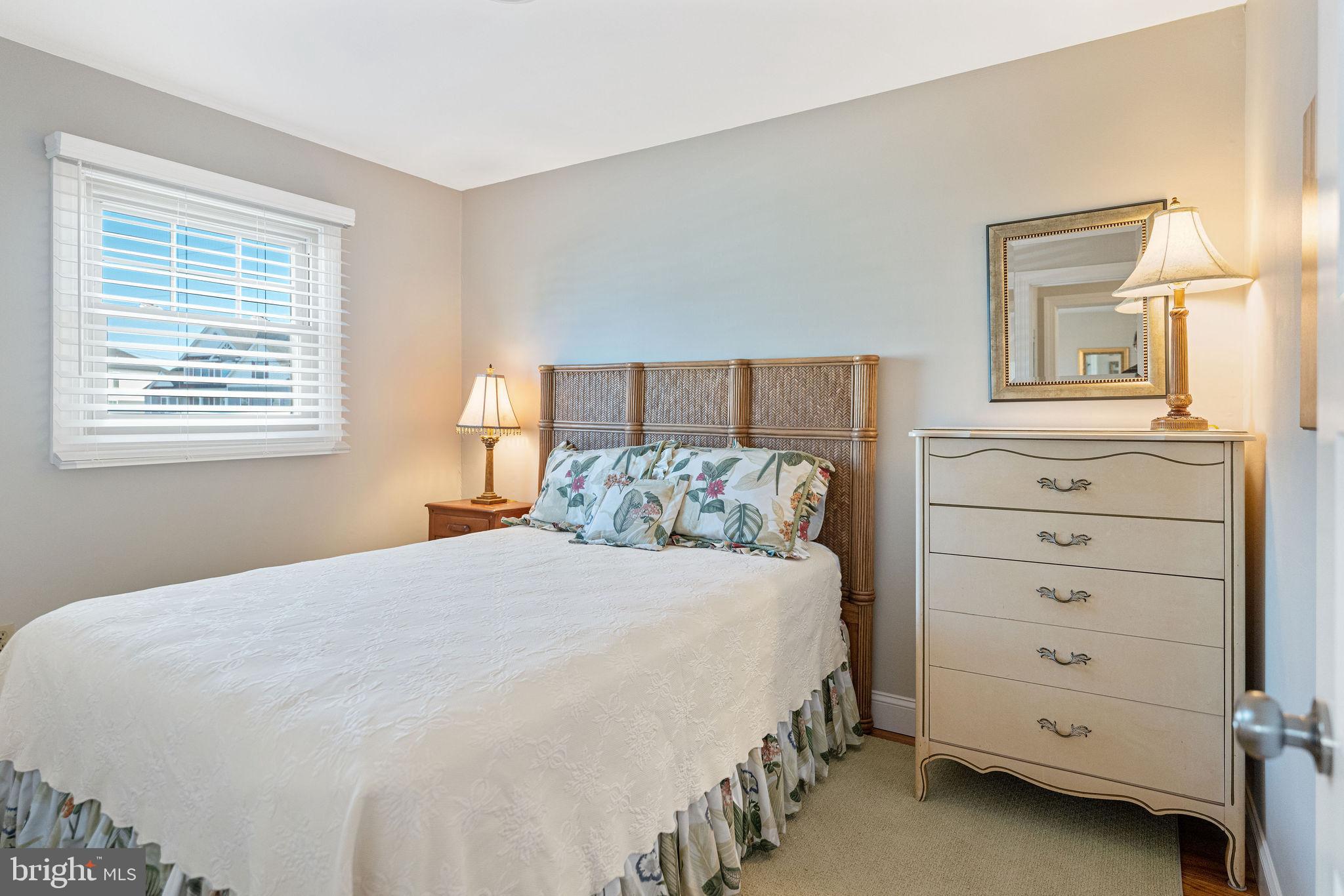 Real estate listing preview #32