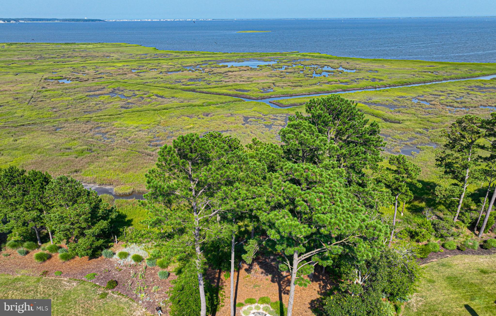 Real estate listing preview #9