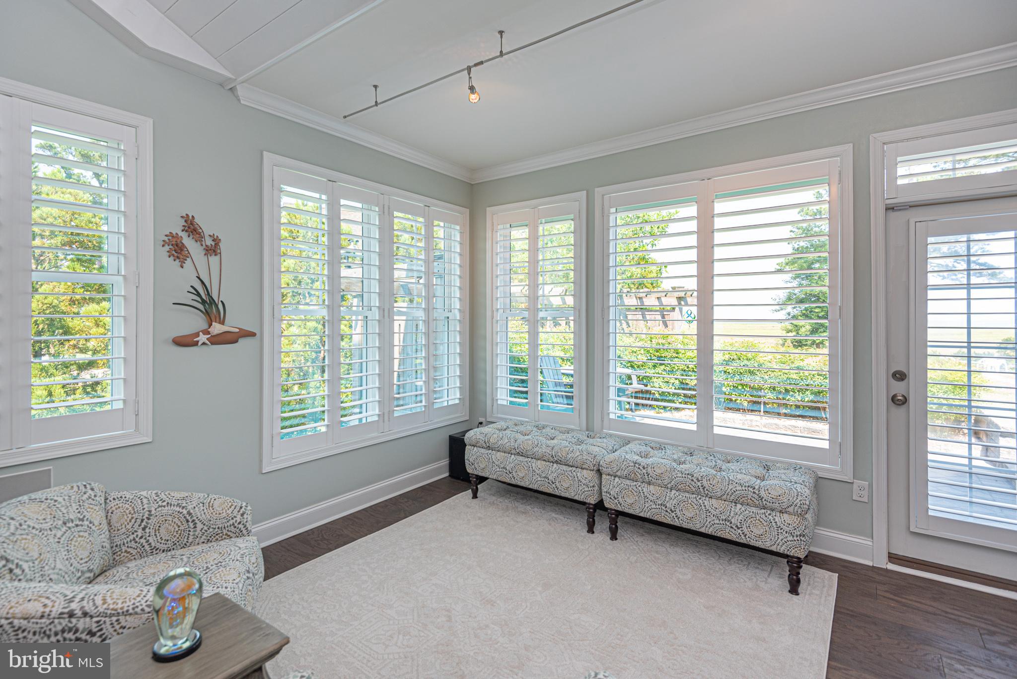 Real estate listing preview #18