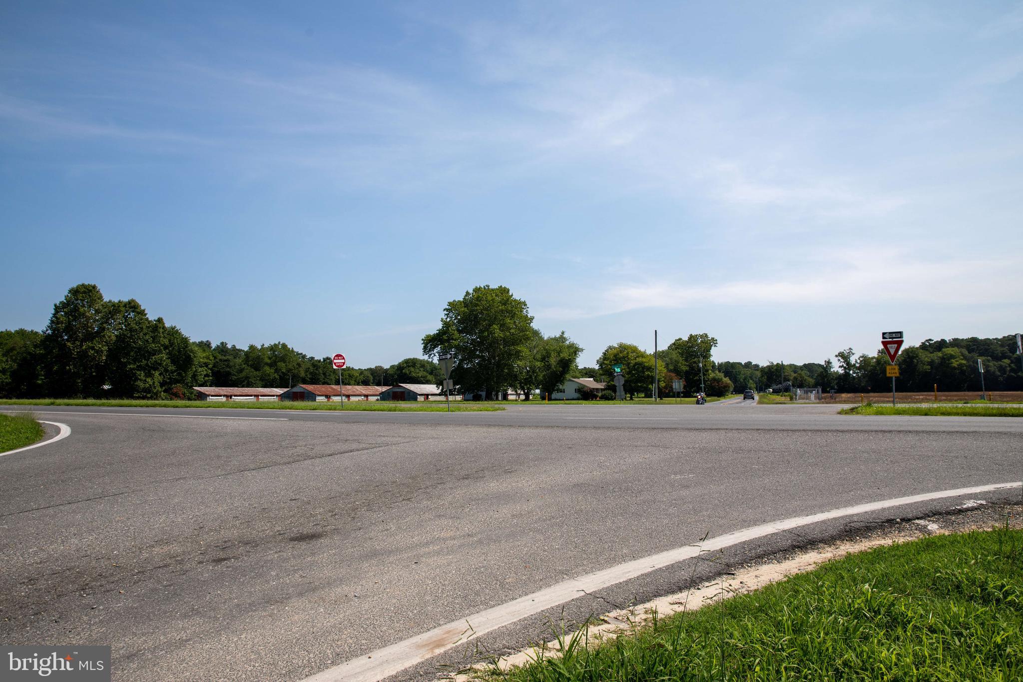 Real estate listing preview #4