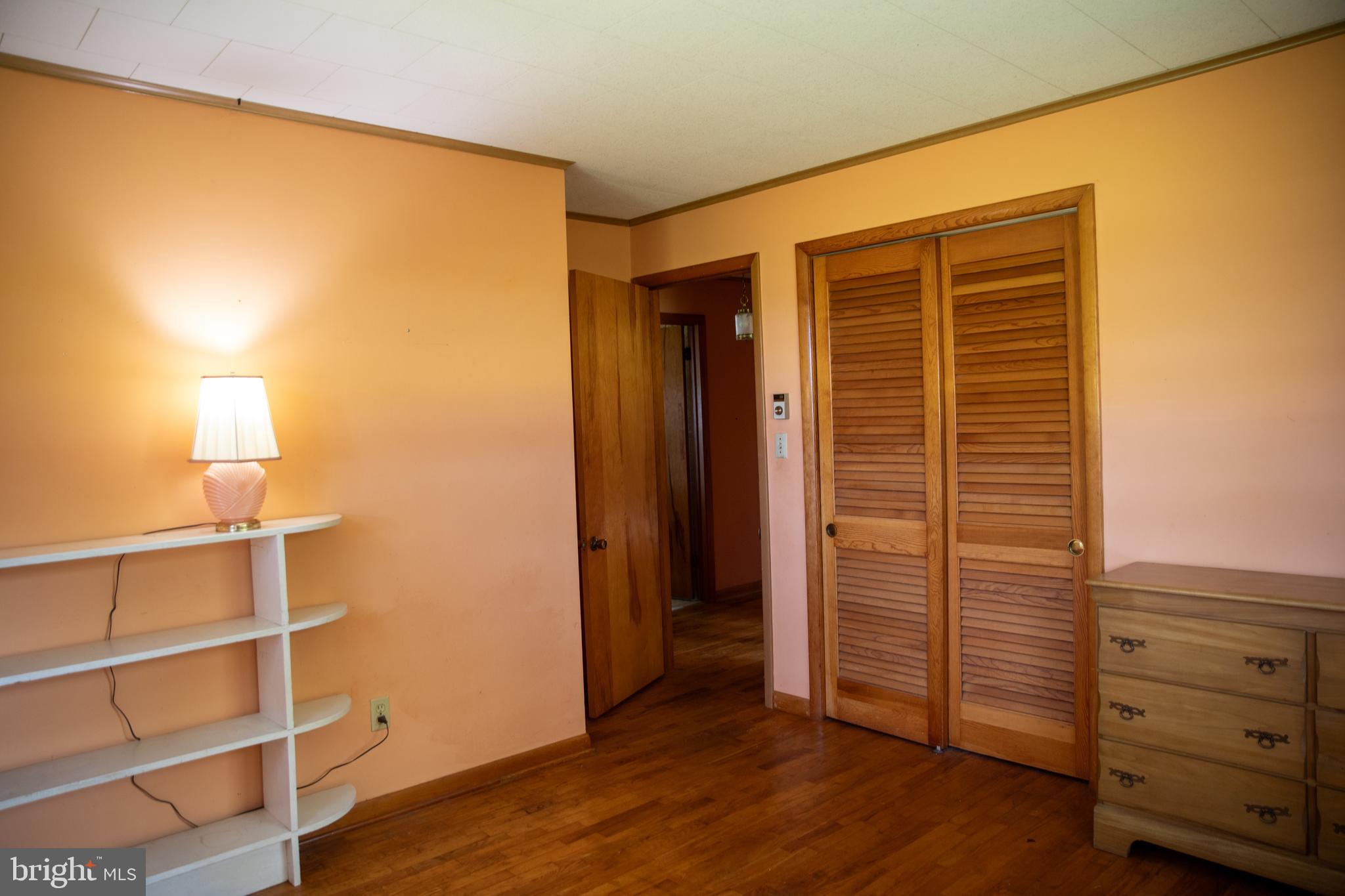 Real estate listing preview #24