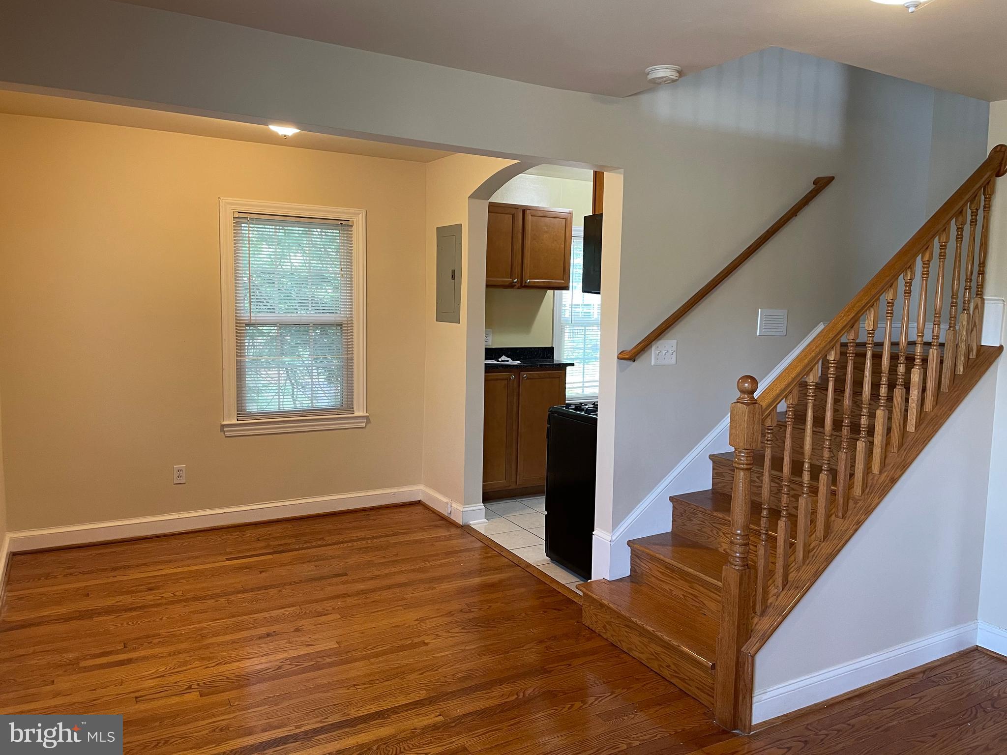 Real estate listing preview #1