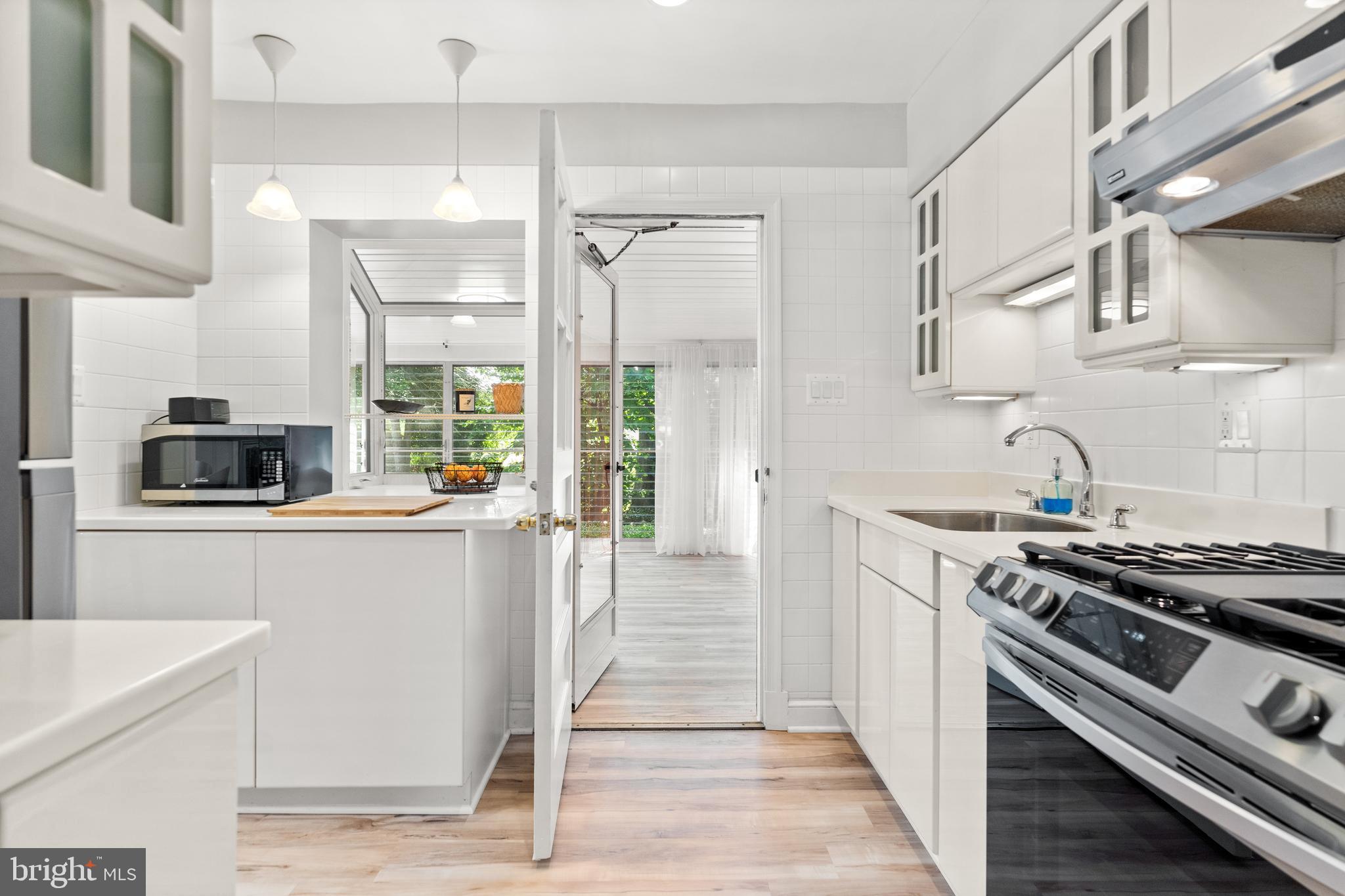 Real estate listing preview #11