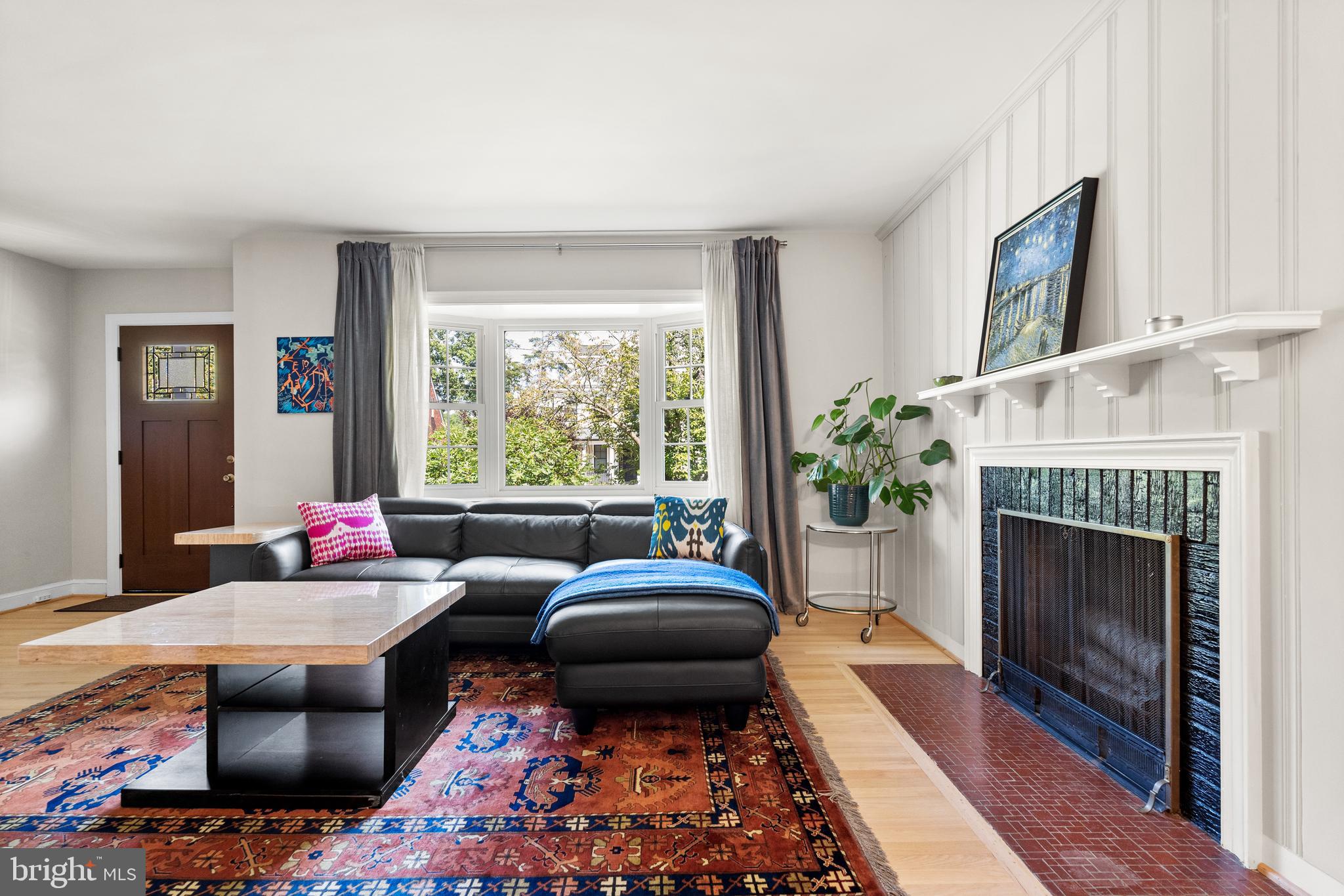 Real estate listing preview #6