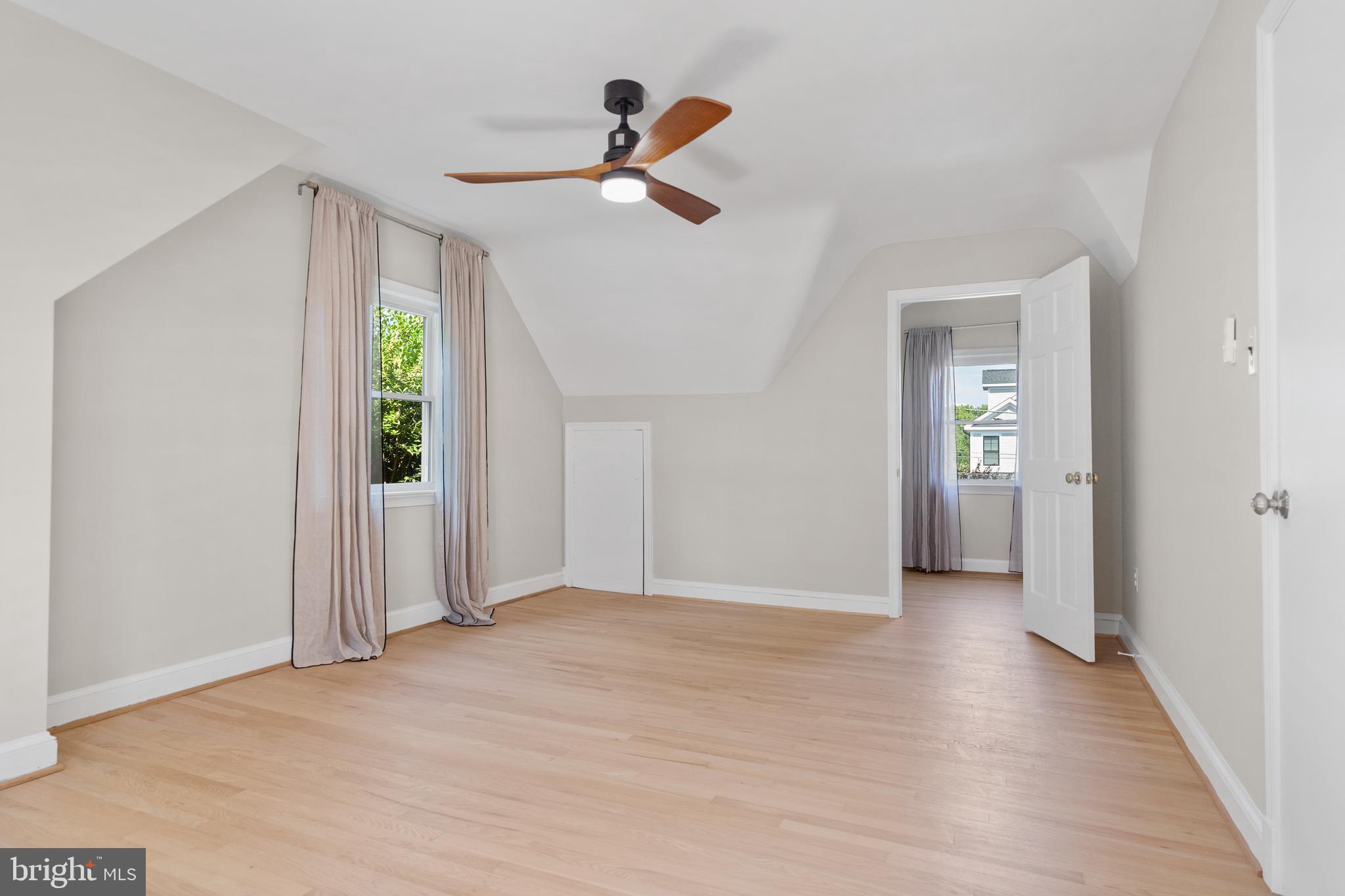 Real estate listing preview #20