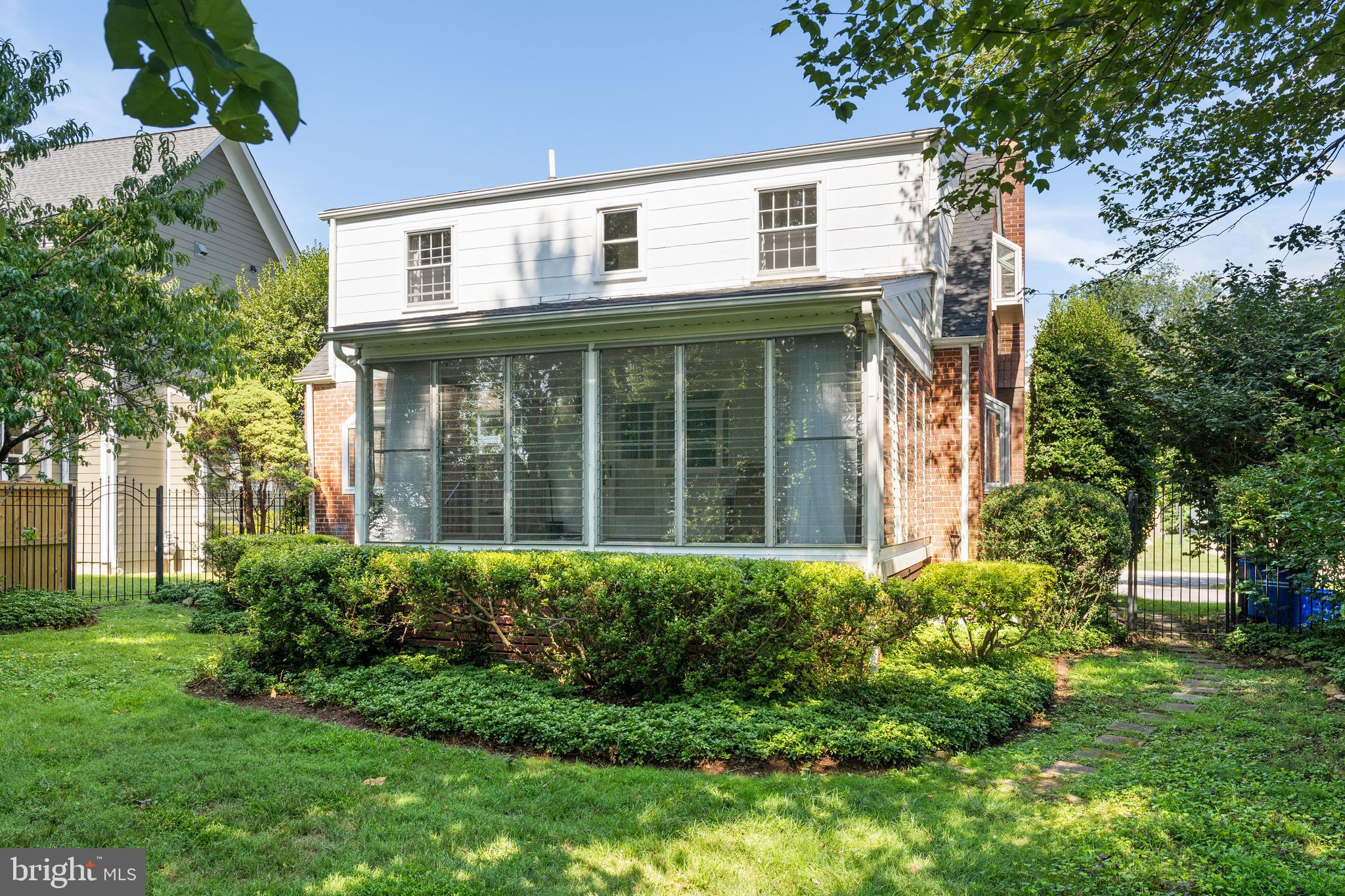 Real estate listing preview #38