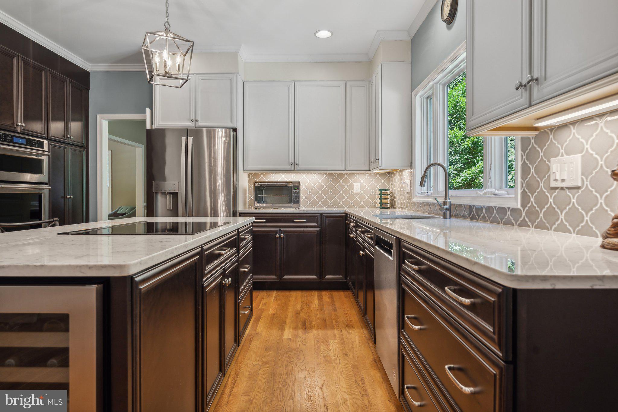 Real estate listing preview #13