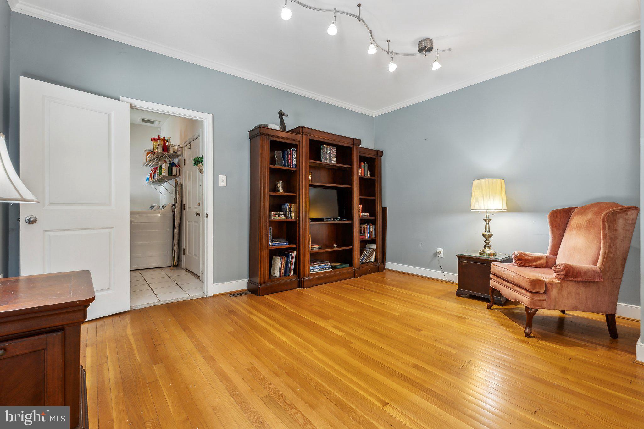 Real estate listing preview #18