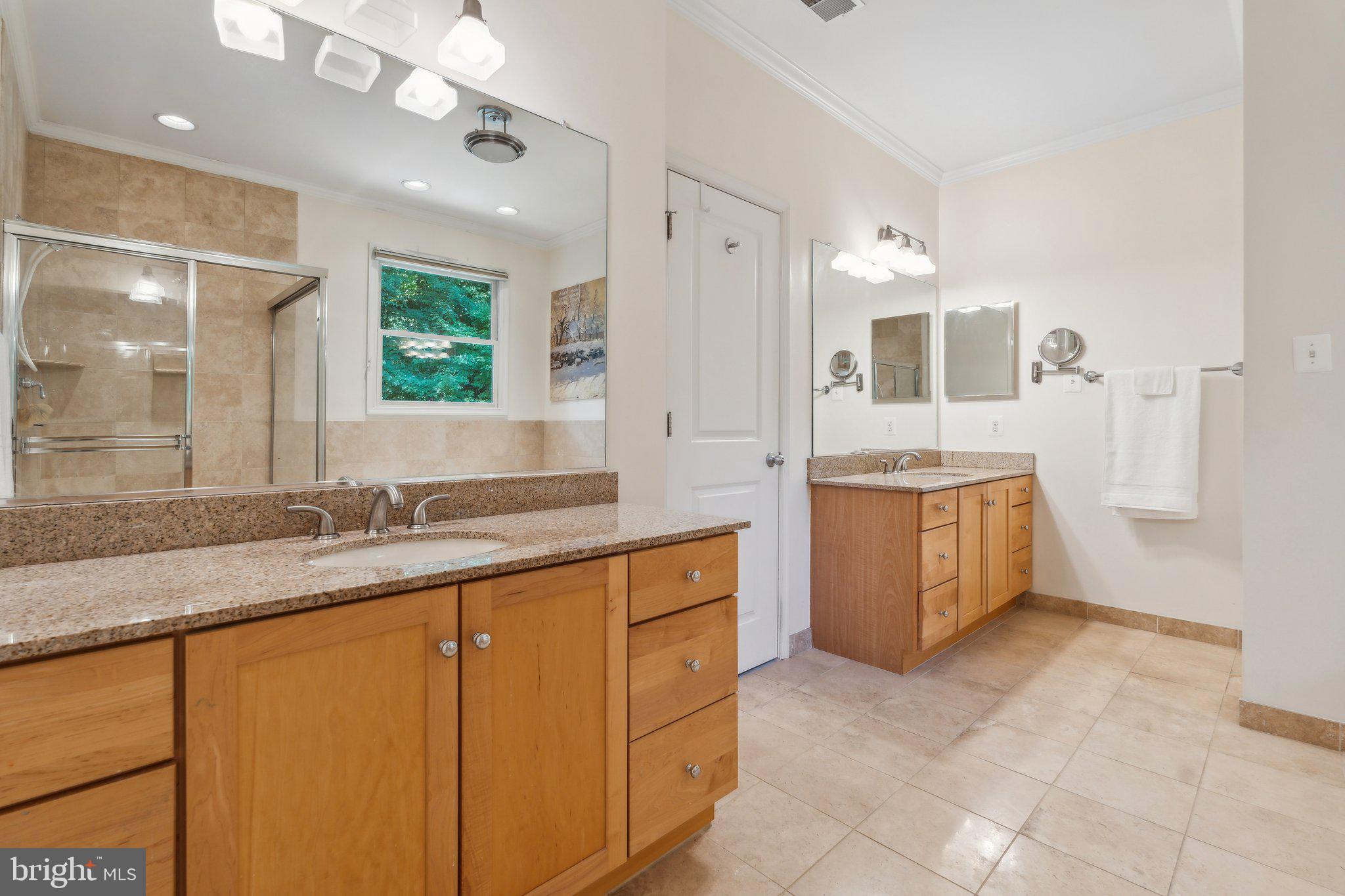 Real estate listing preview #25