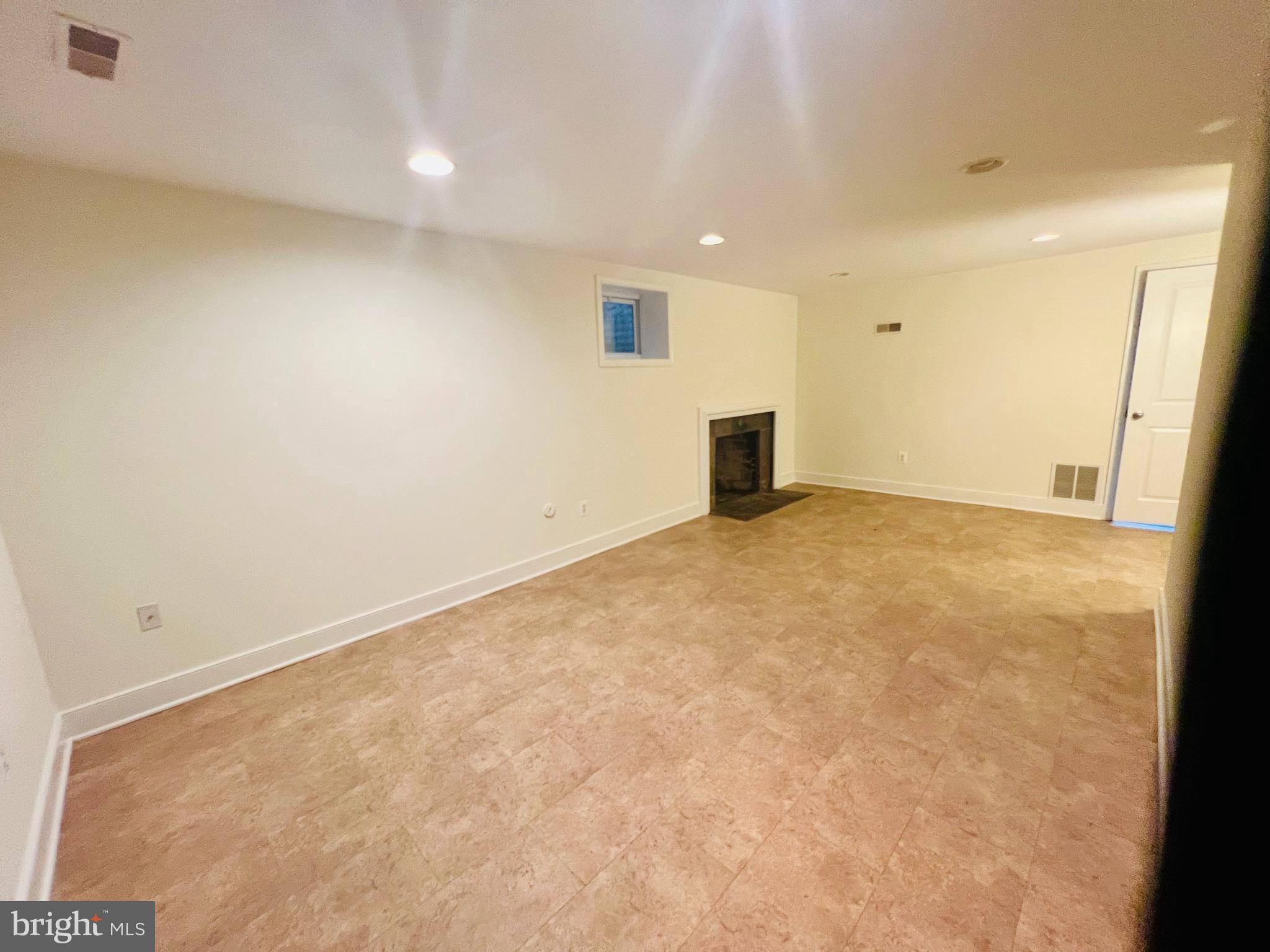 Real estate listing preview #34