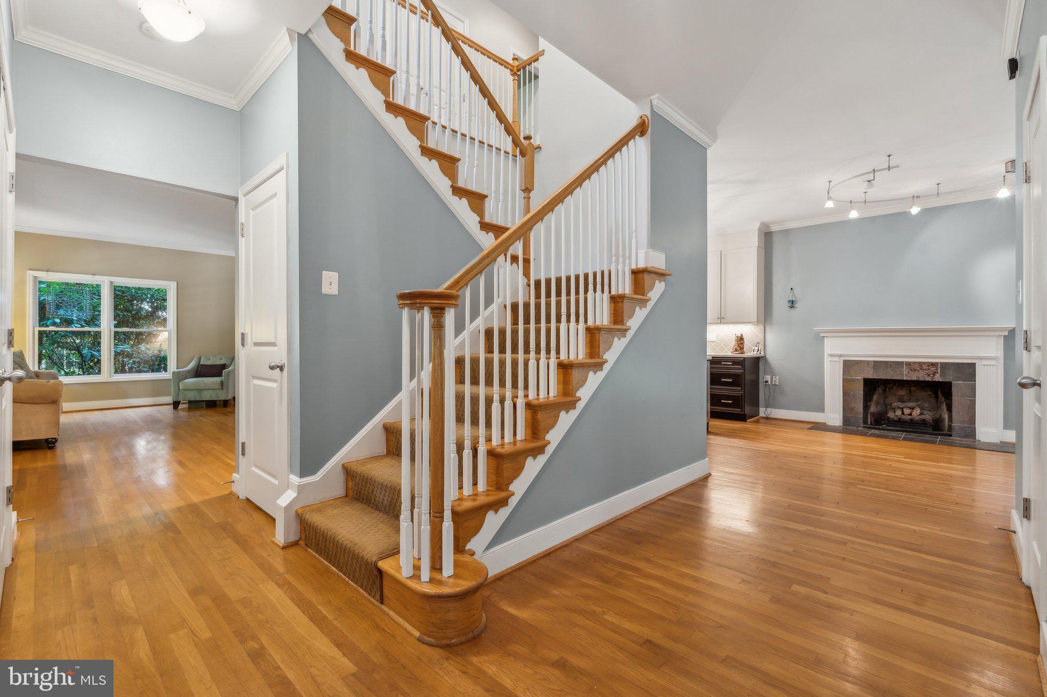 Real estate listing preview #4