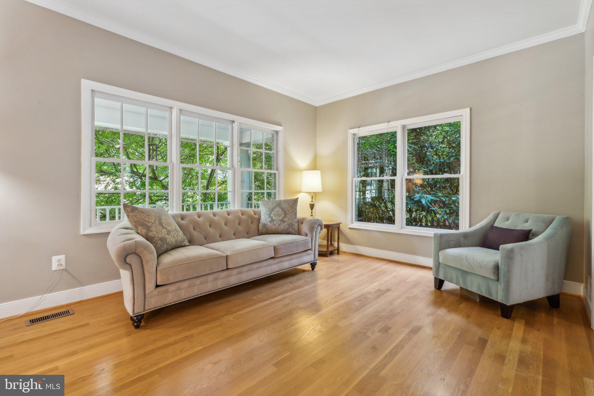 Real estate listing preview #7