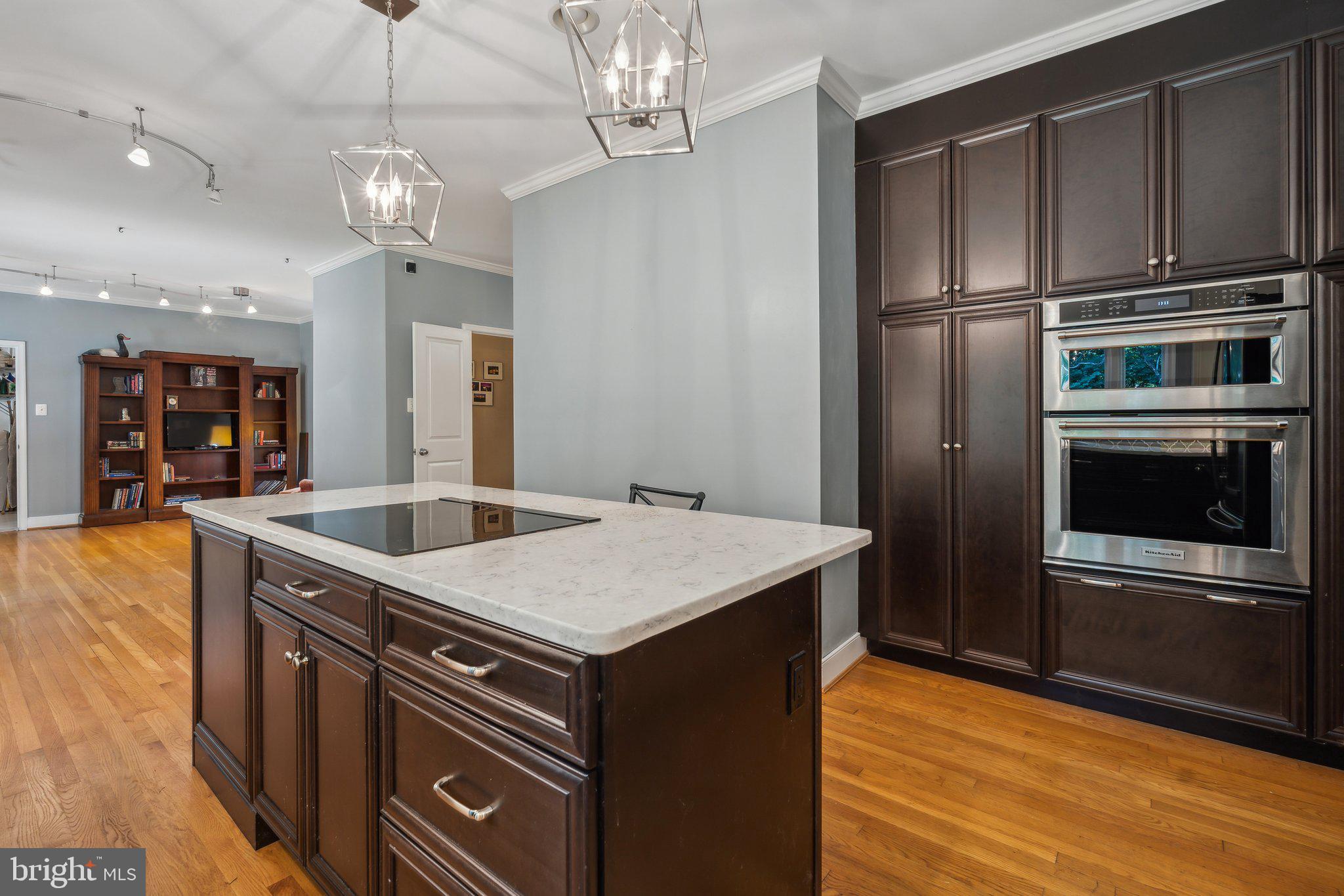 Real estate listing preview #17