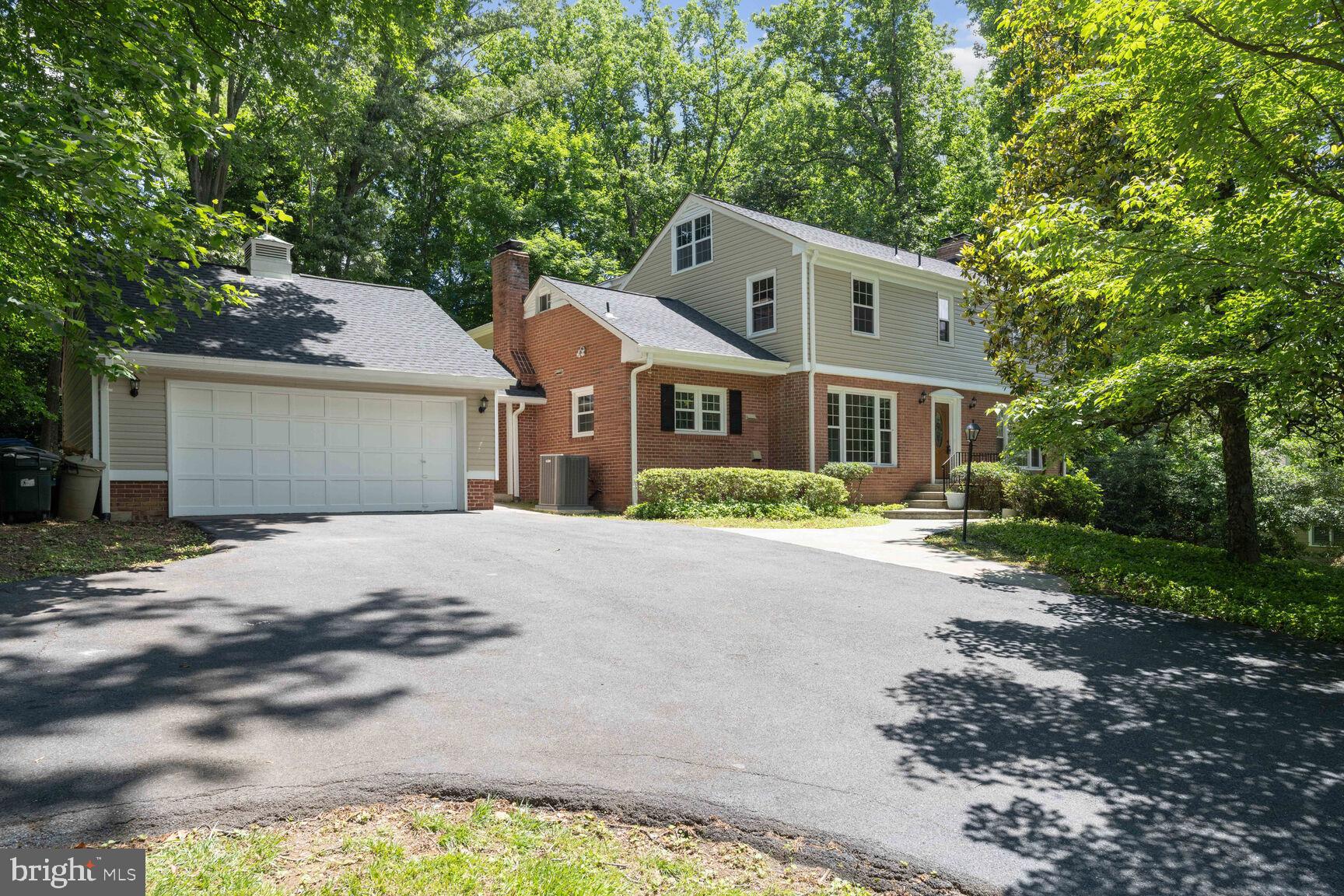 Real estate listing preview #2