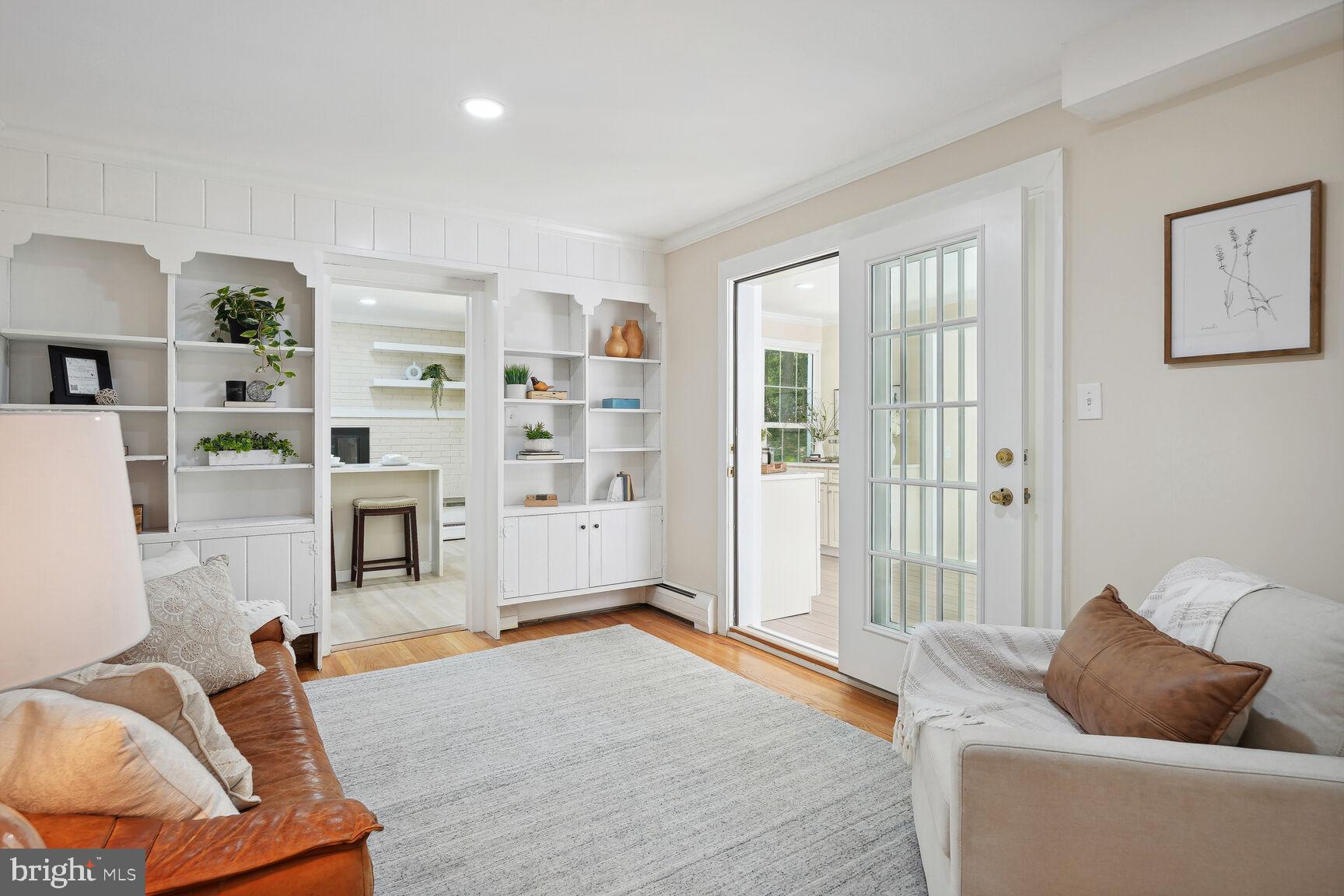 Real estate listing preview #11