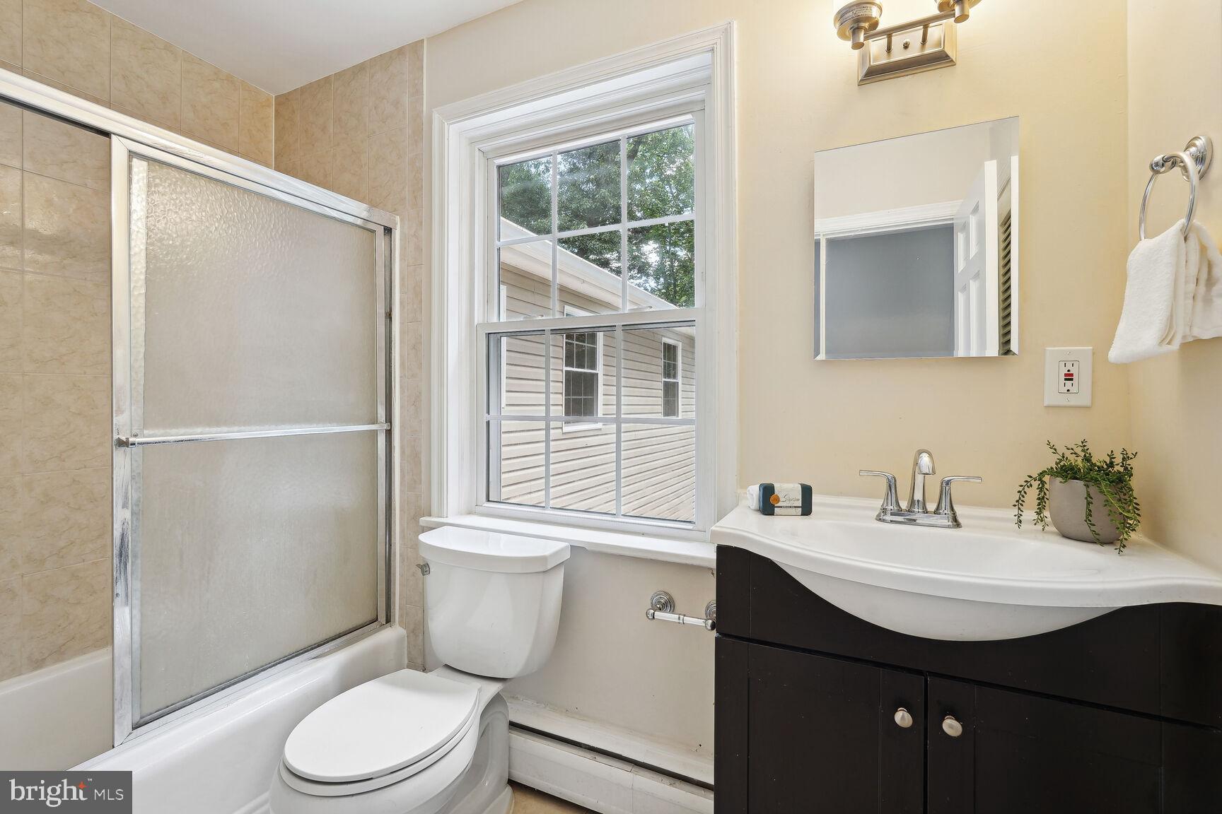 Real estate listing preview #32