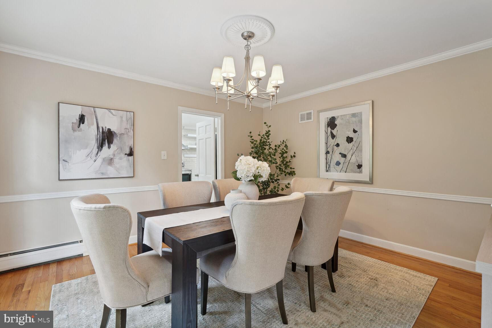 Real estate listing preview #9