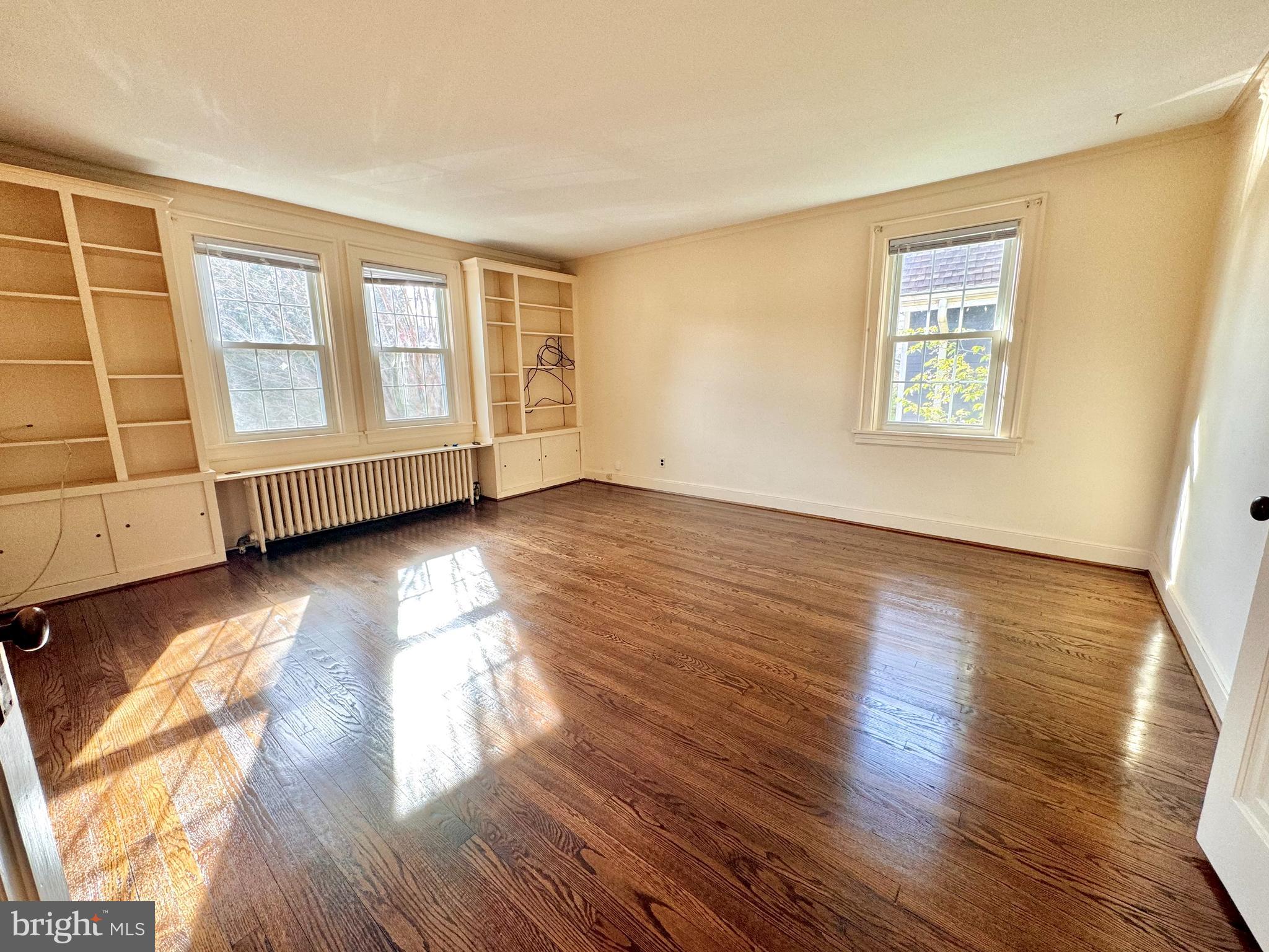 Real estate listing preview #10